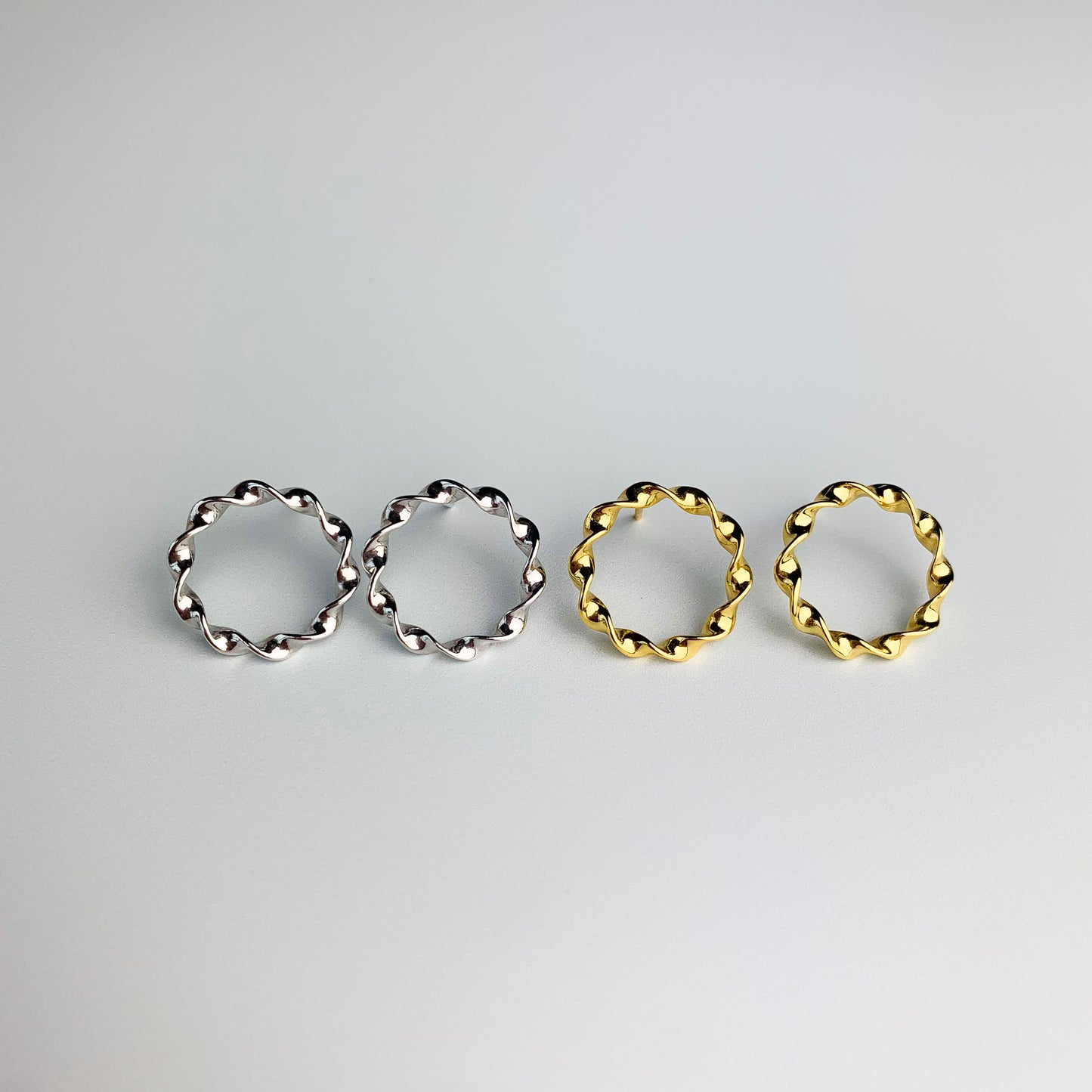Twisted Circle Stud Earrings