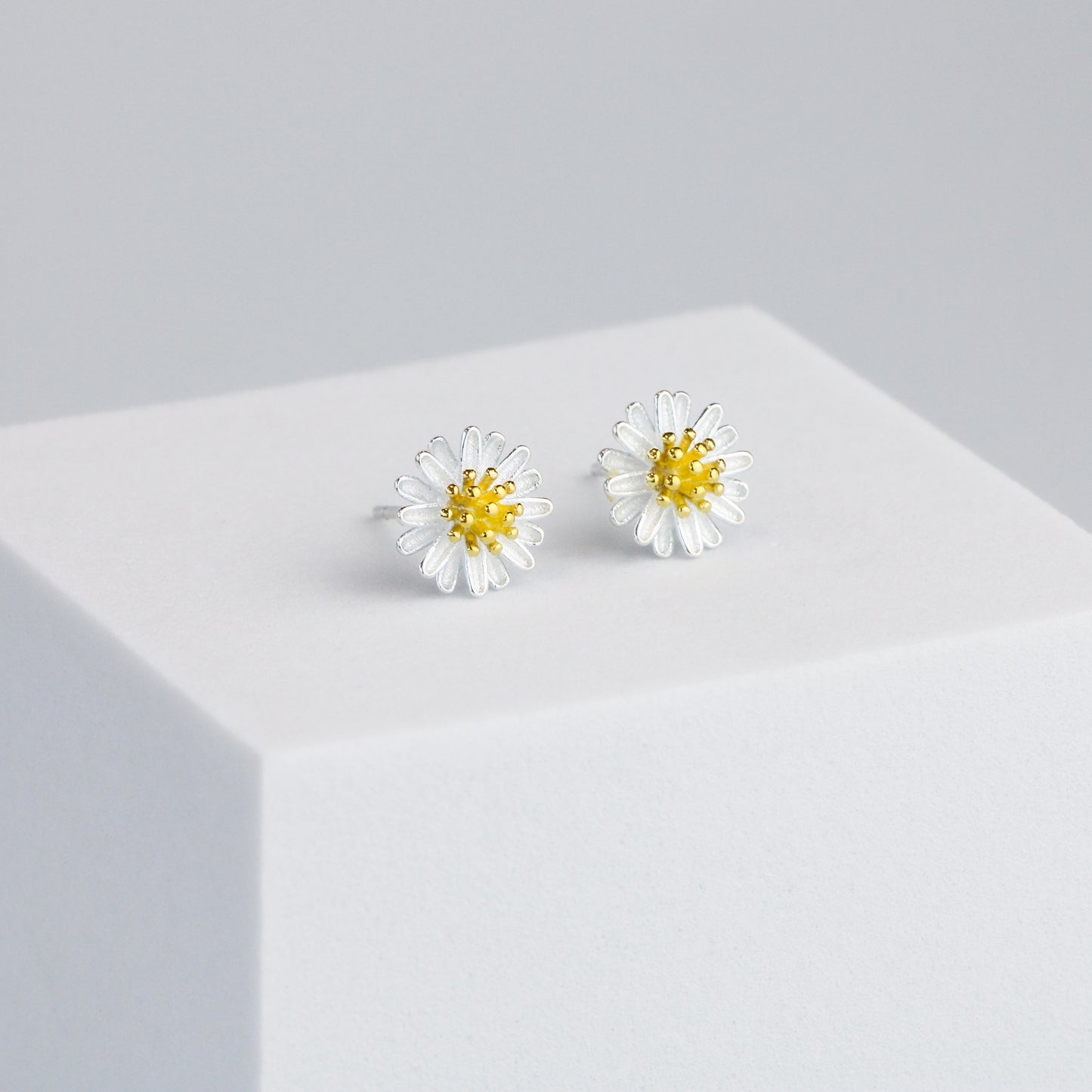 Daisy Stud Earrings