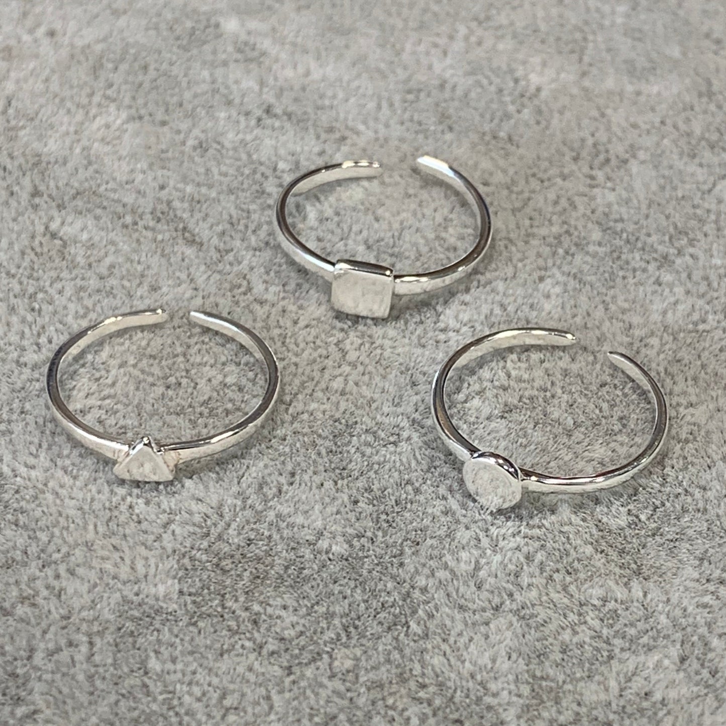 Adjustable Square, Circle or Triangle Ring