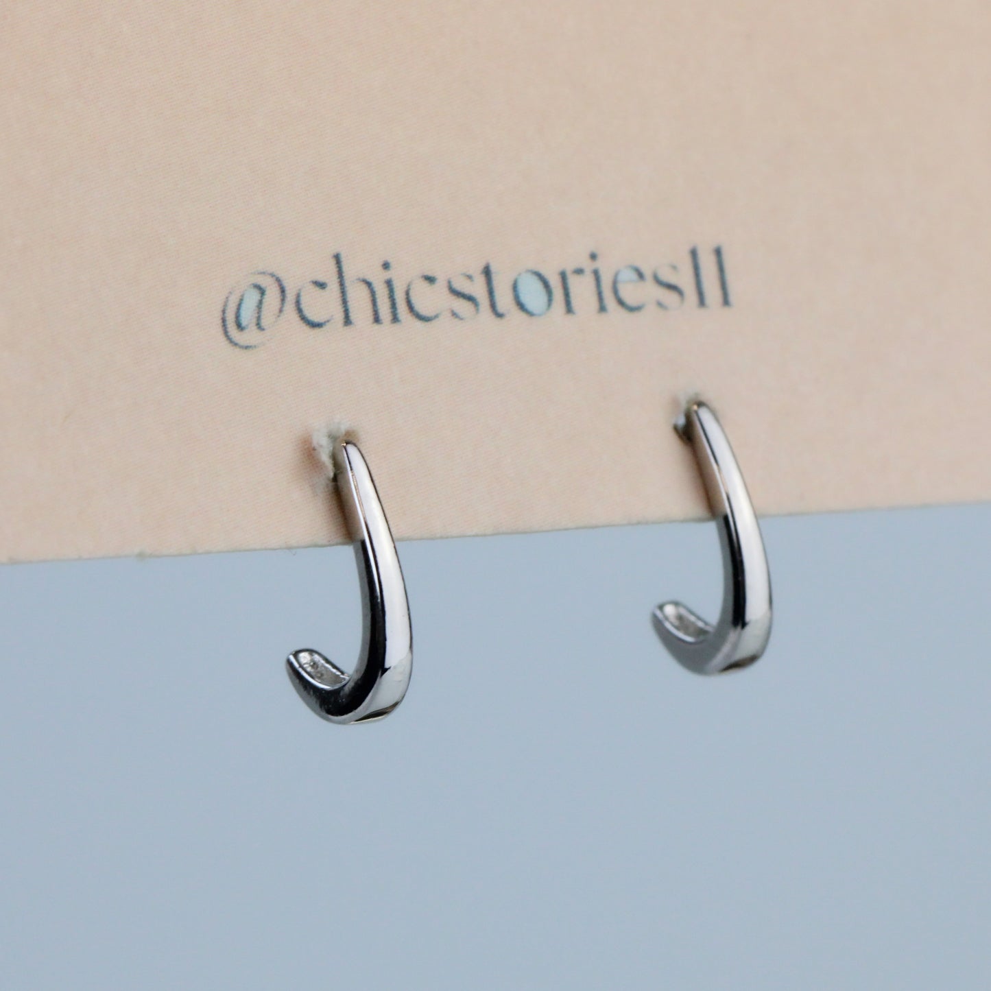 Huggie Effect Cuff Stud Earrings