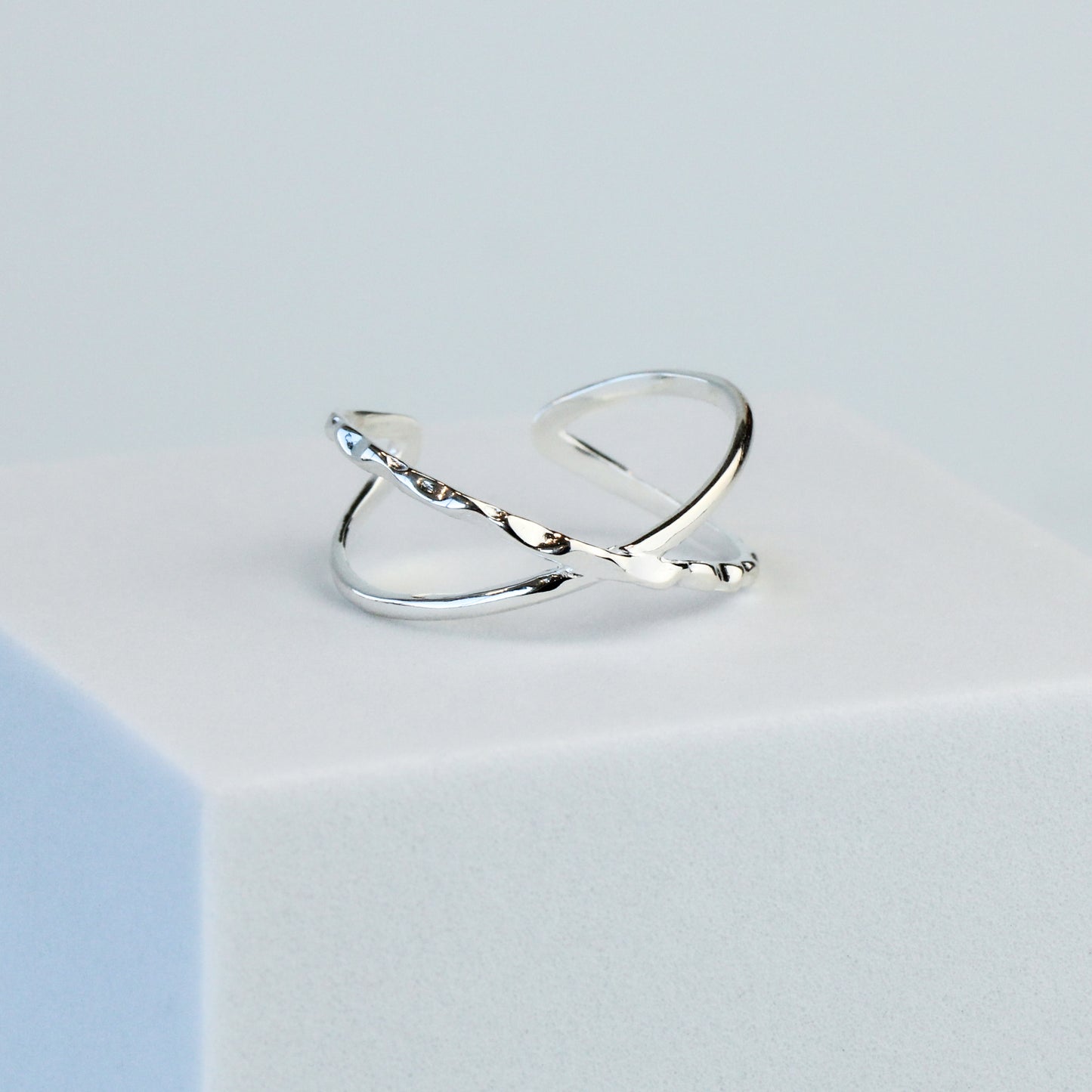 Double Band Crossover Adjustable Ring