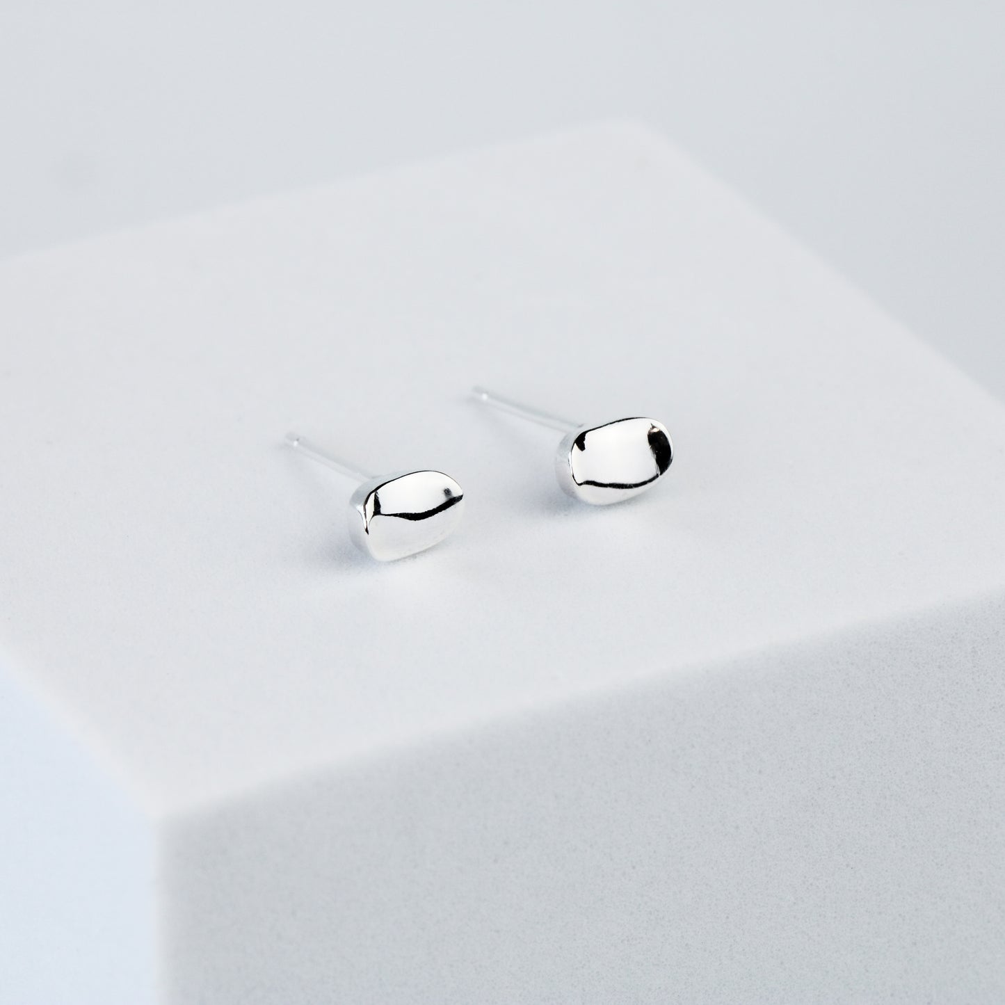 Simple Curved Earrings