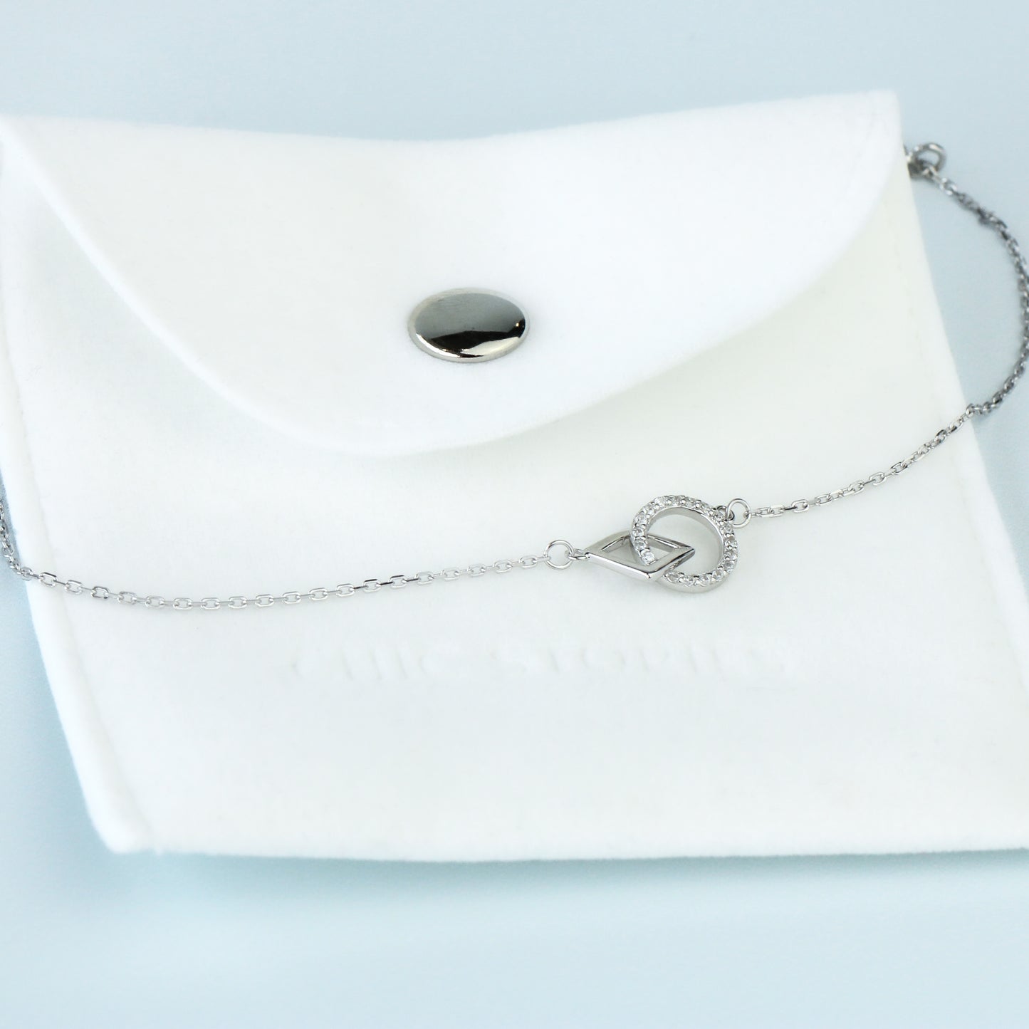 Interlocking Geometric Shapes Bracelet