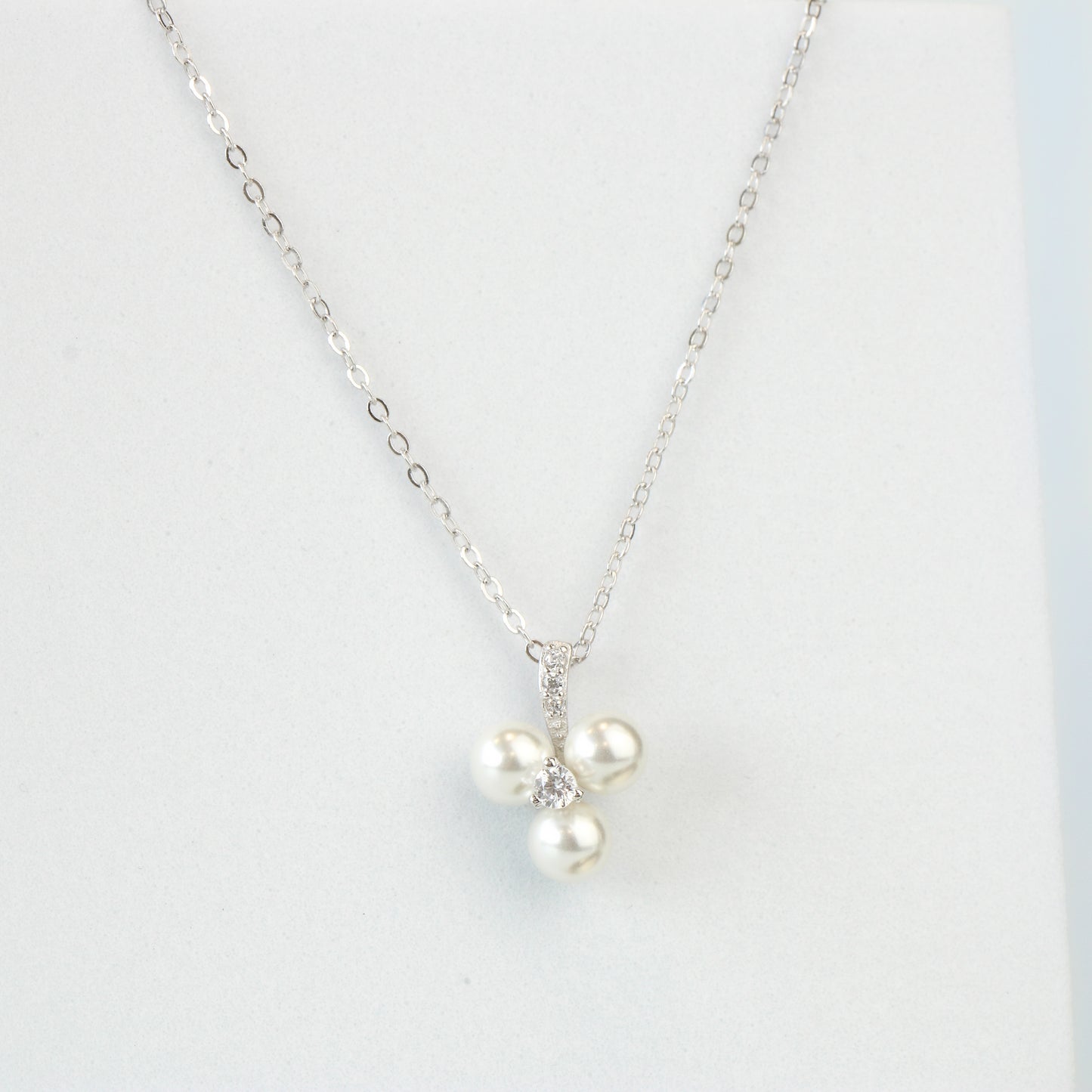 Pearl Cluster Necklace
