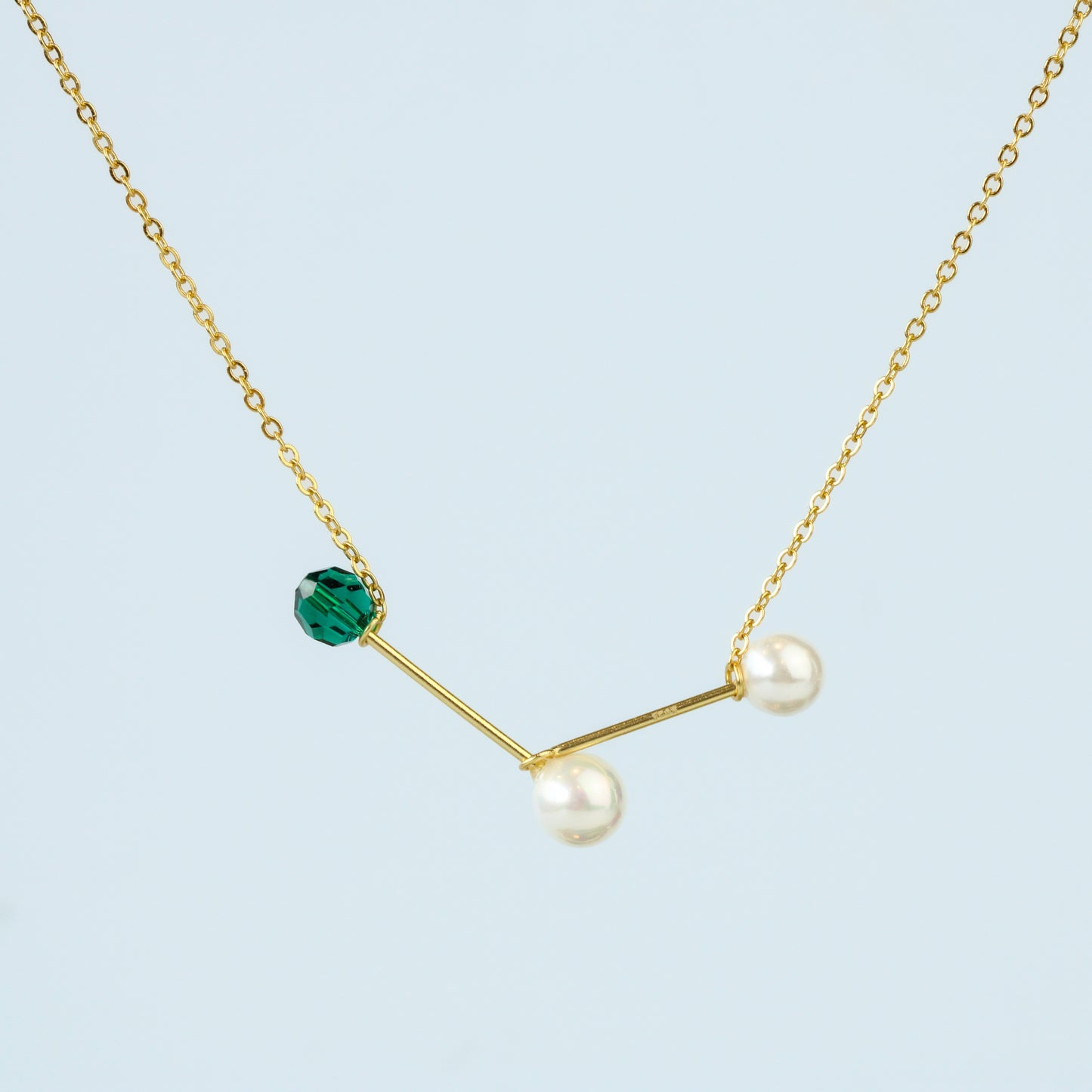 Pearl and Green Bead Pendant Necklace