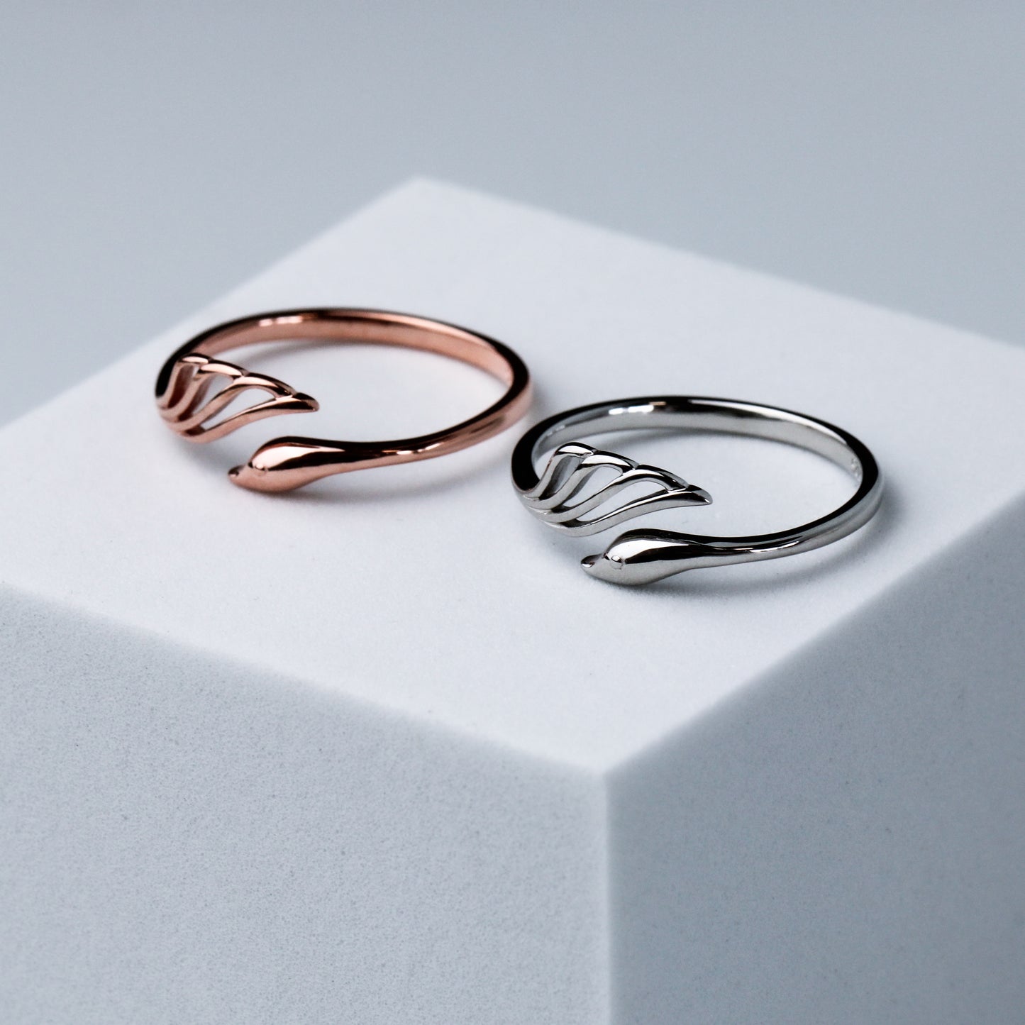 Swan Adjustable Ring