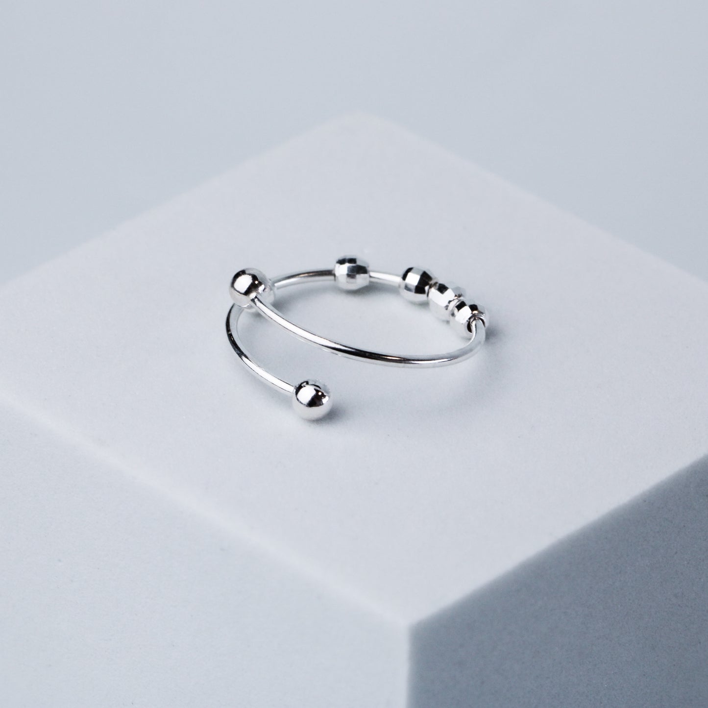 Sliding Bead Spiral Shape Ring