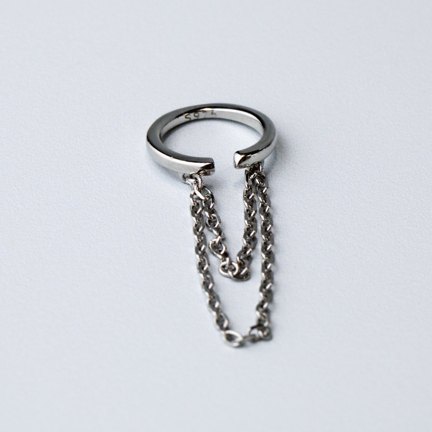 Chain Dangle Ear Cuff