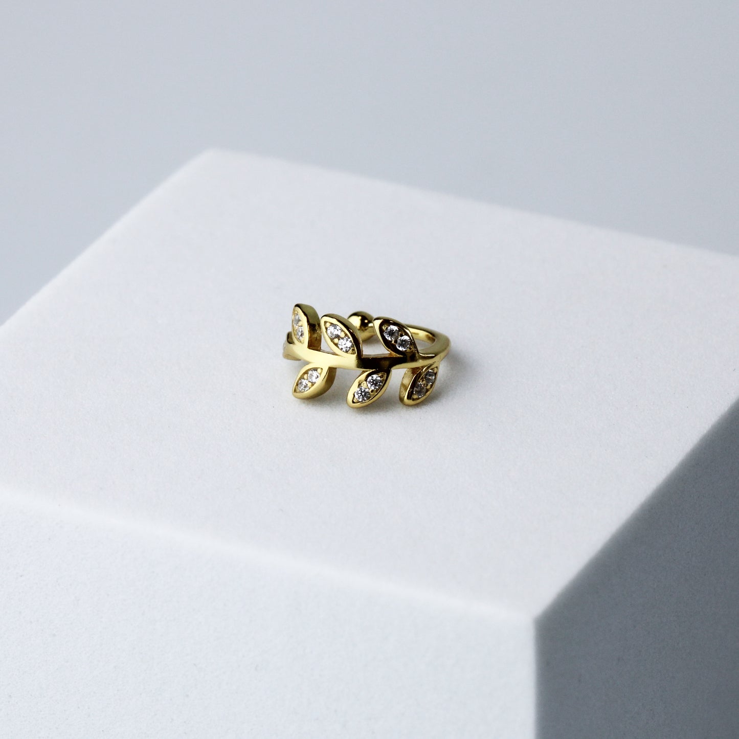 Crystal Detail Leaf Ear Cuff
