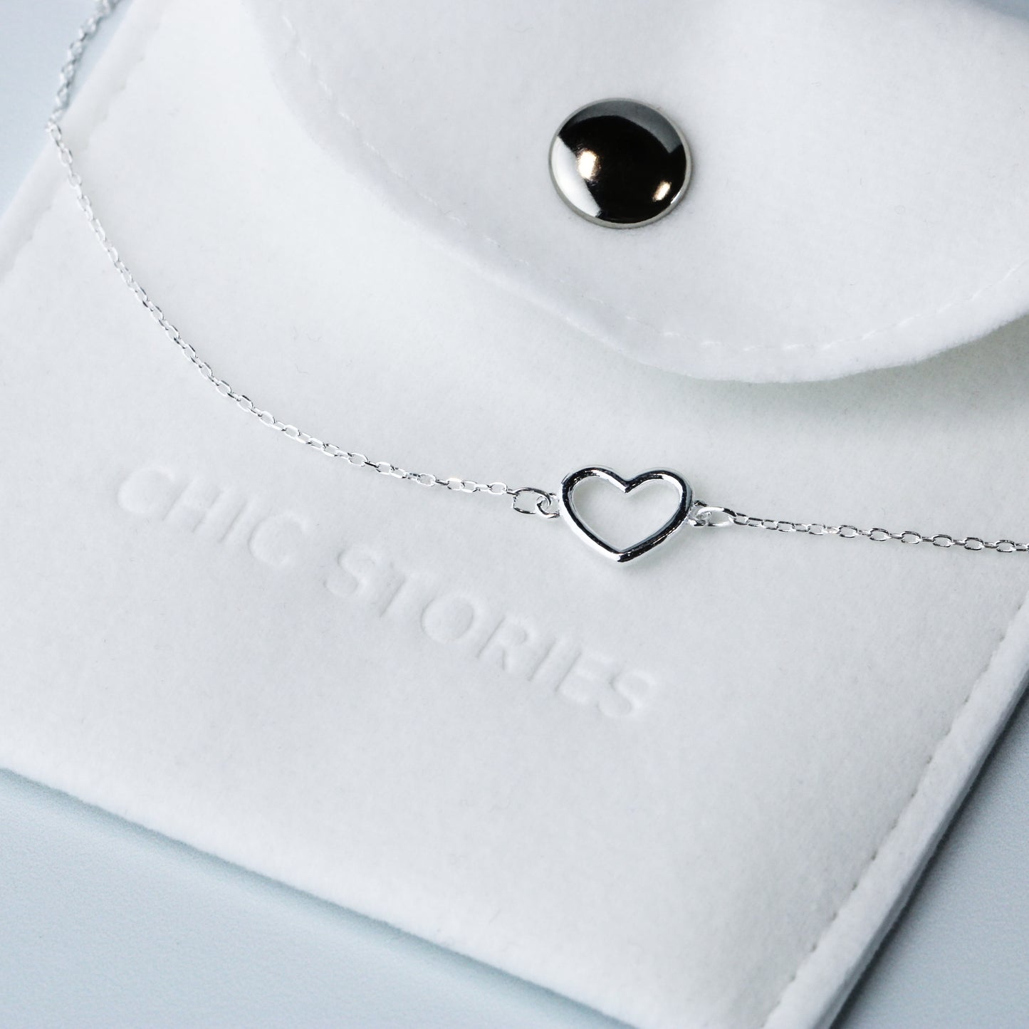 Dainty Heart Bracelet