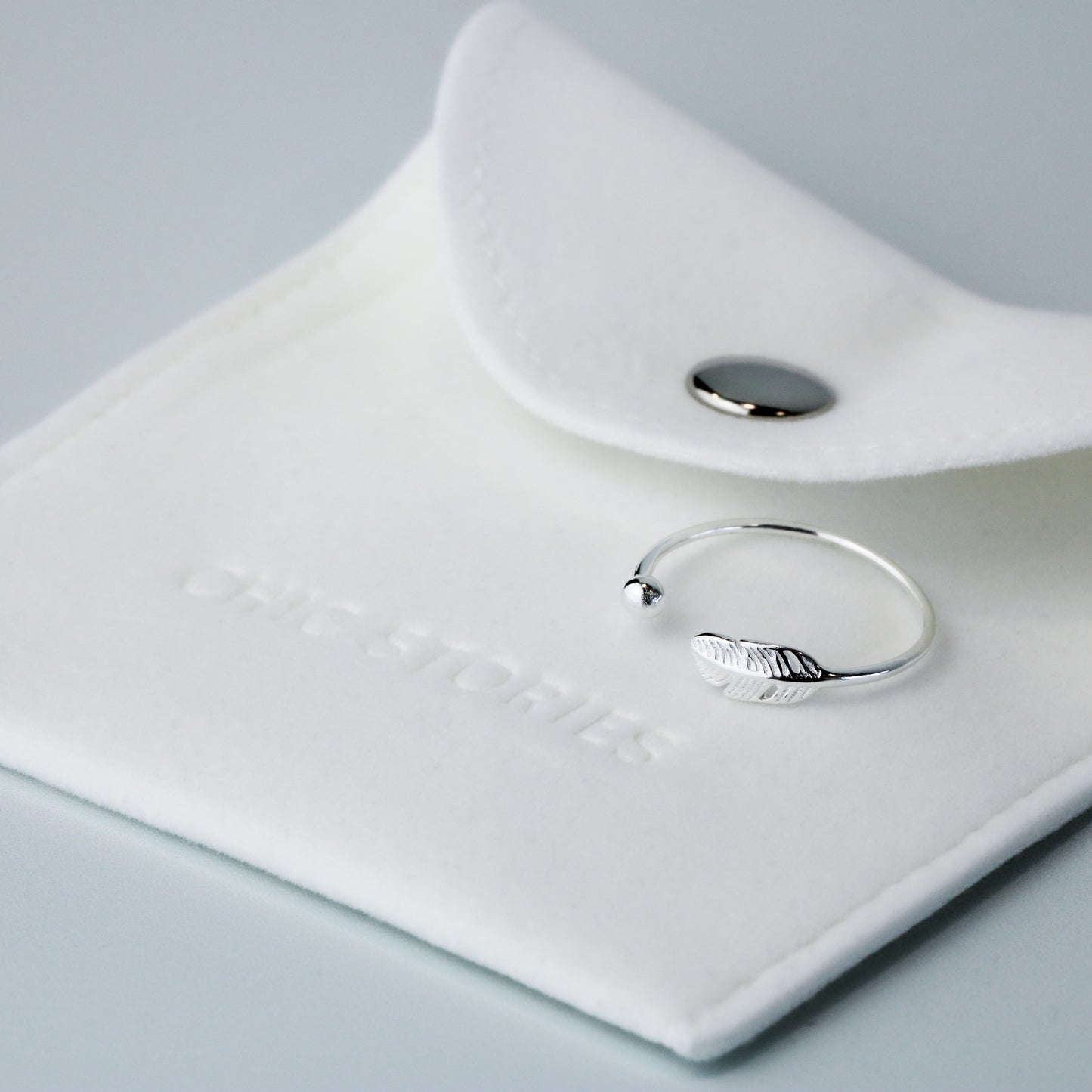 Adjustable Feather Ring