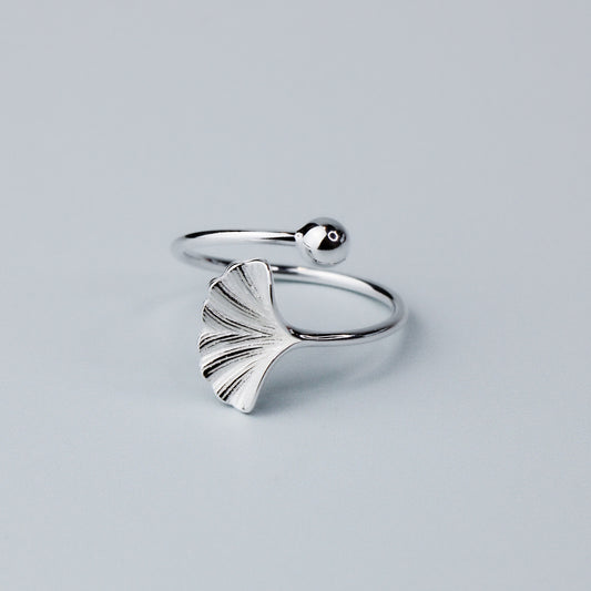 Adjustable Spiral Seashell Fan Ring