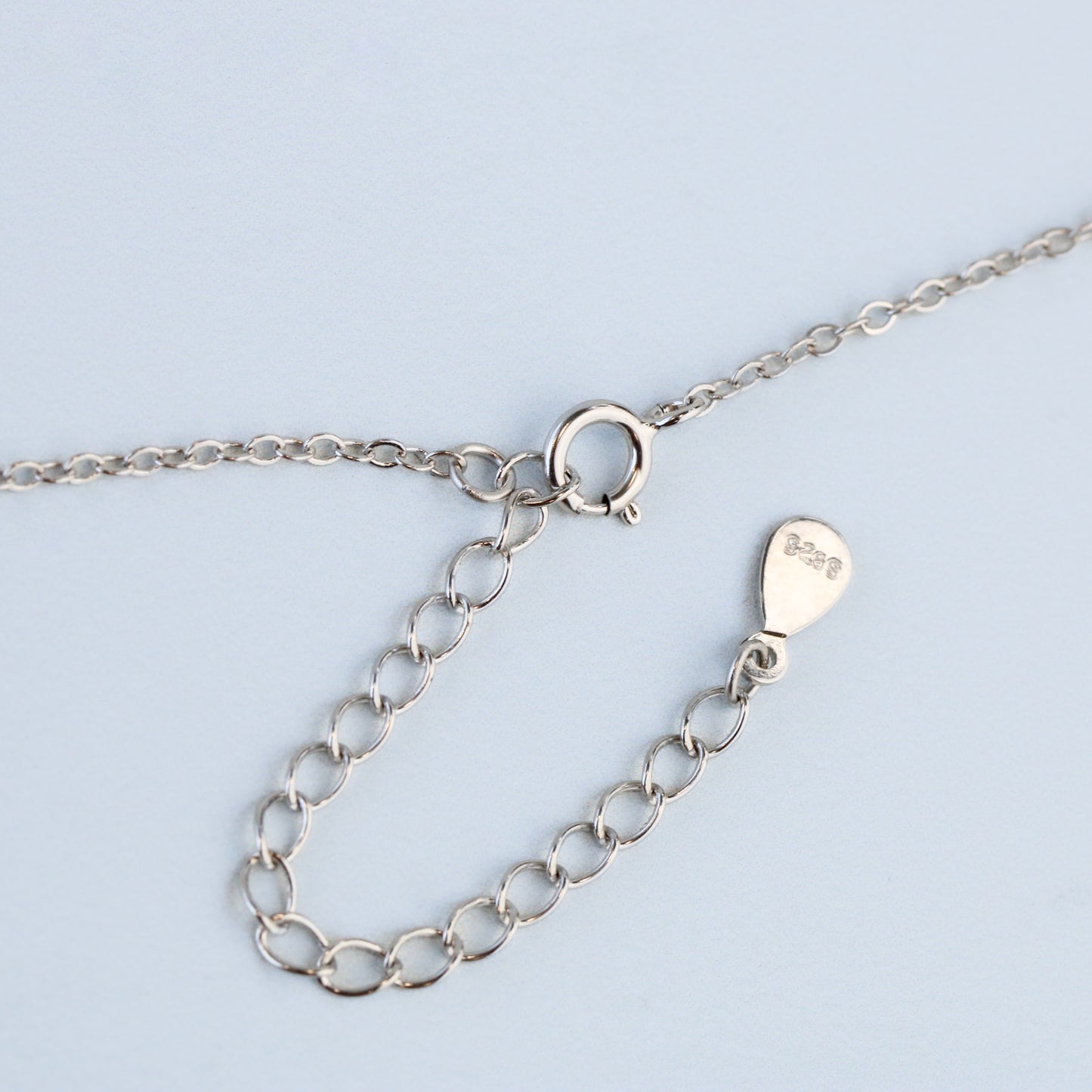 Curved Bar Pendant Necklace