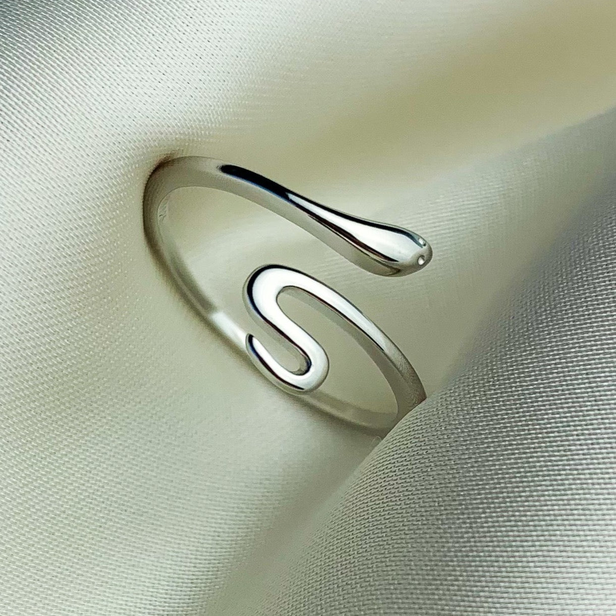 Adjustable Serpent Spiral Ring