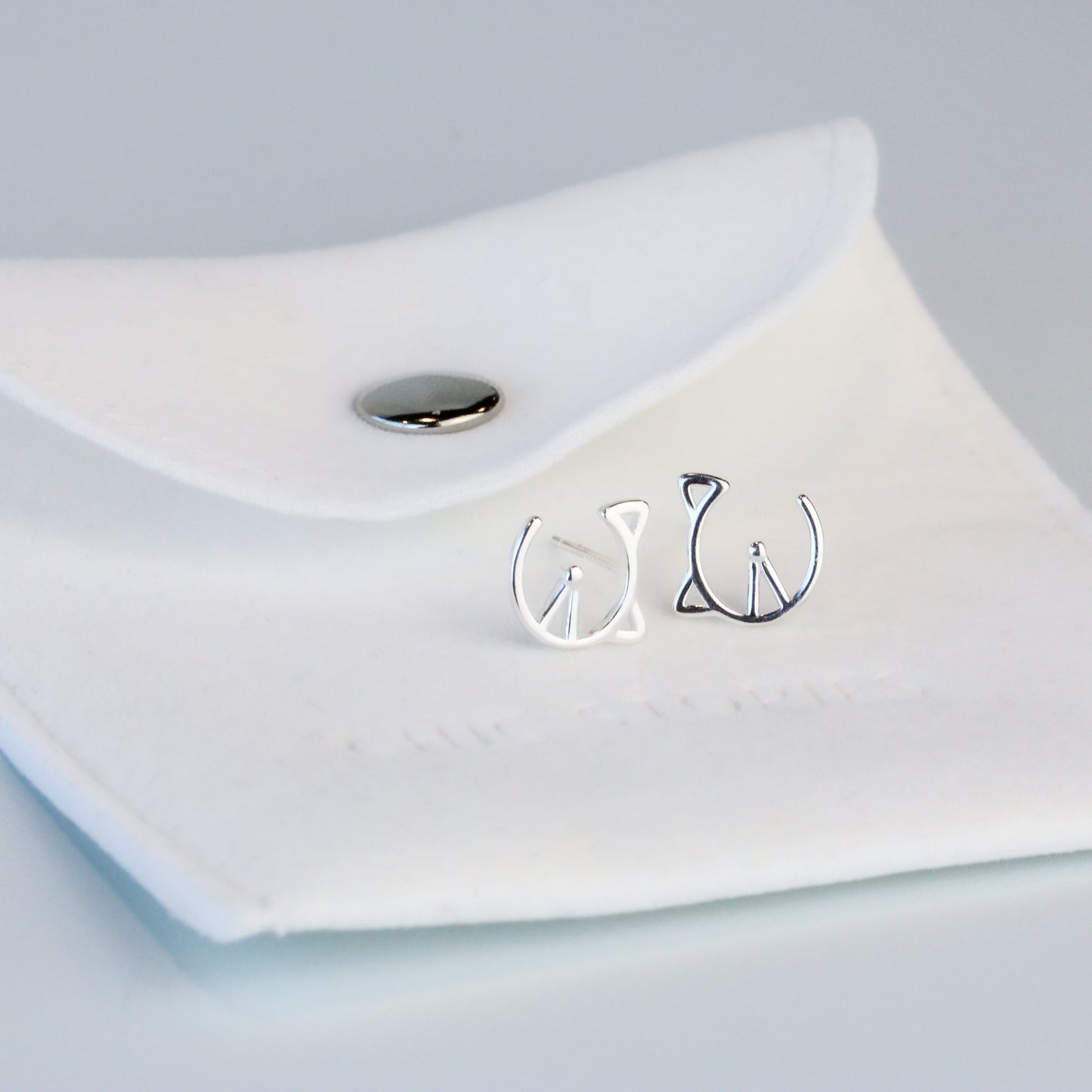 Cat Face Stud Earrings