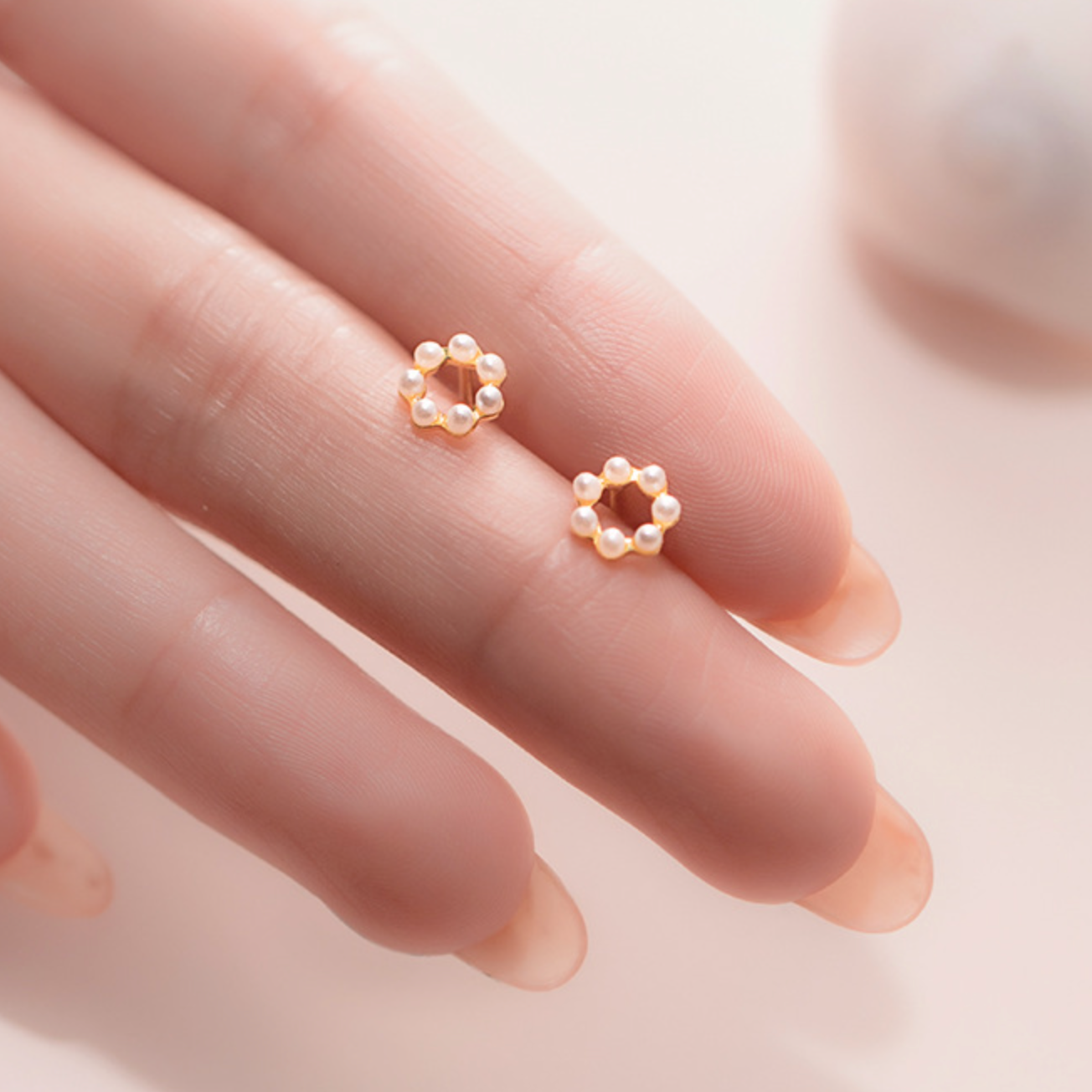 Tiny Pearl Wreath Stud Earrings