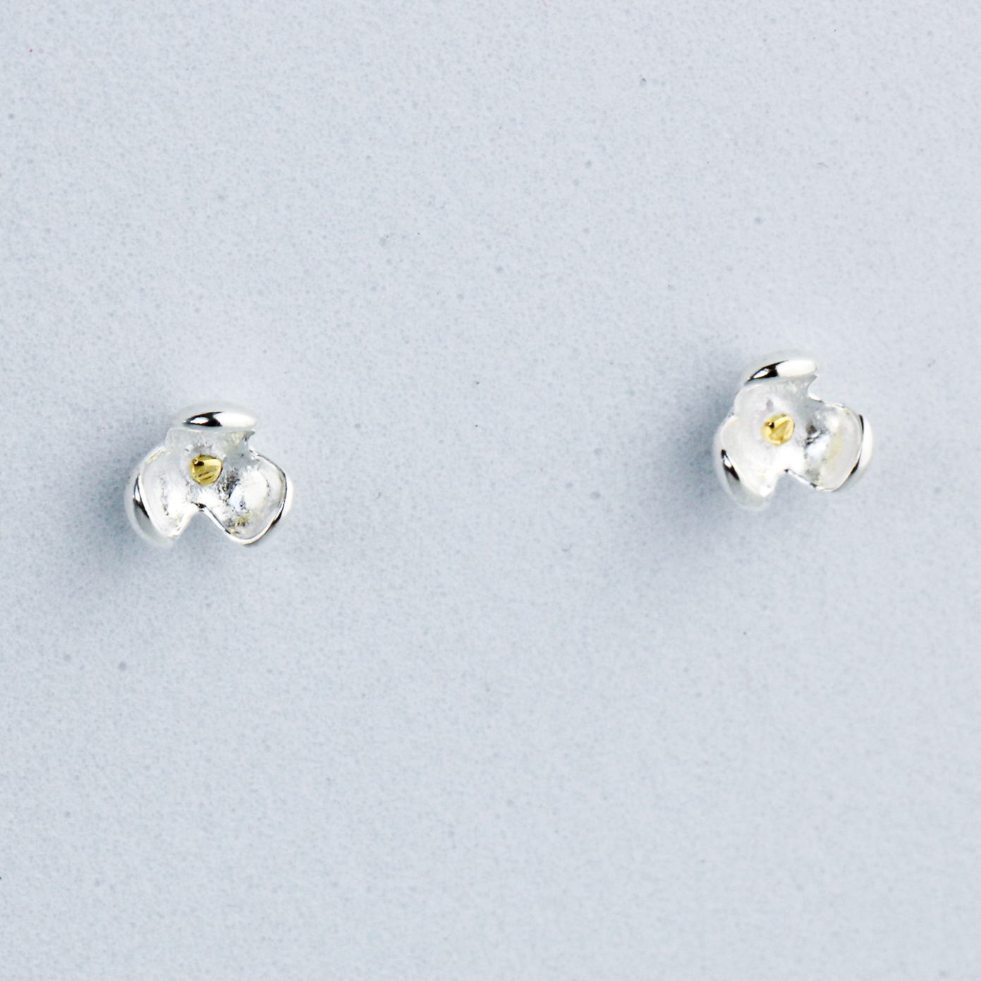 Dainty Flower Stud Earrings