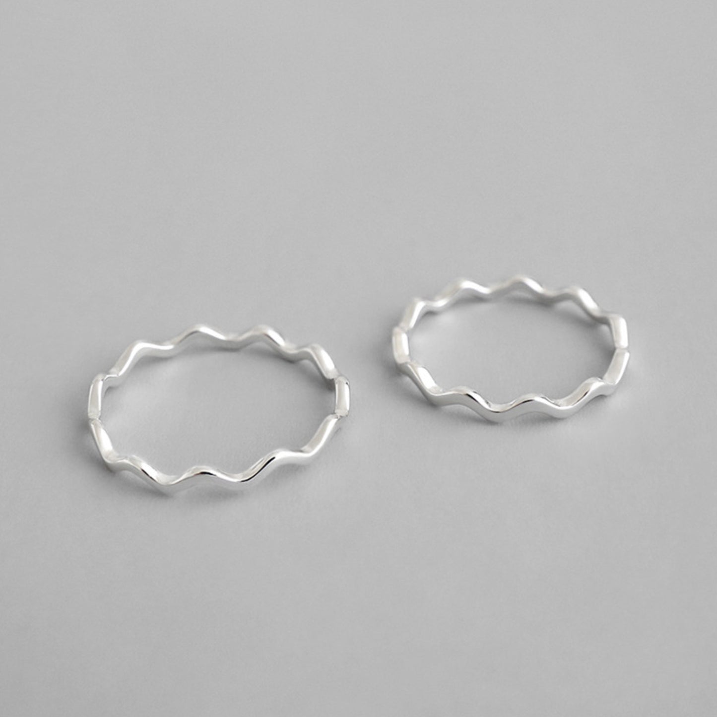 Thin Wave Ring