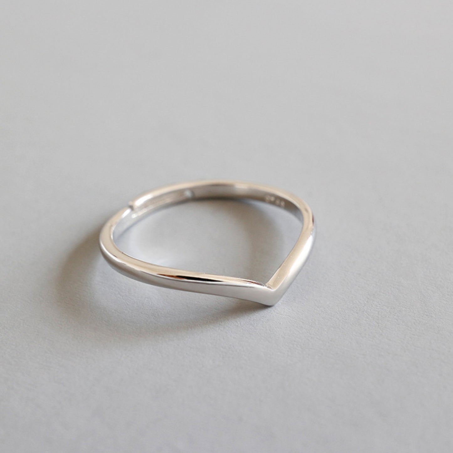 Chevron Pointed Adjustable Ring