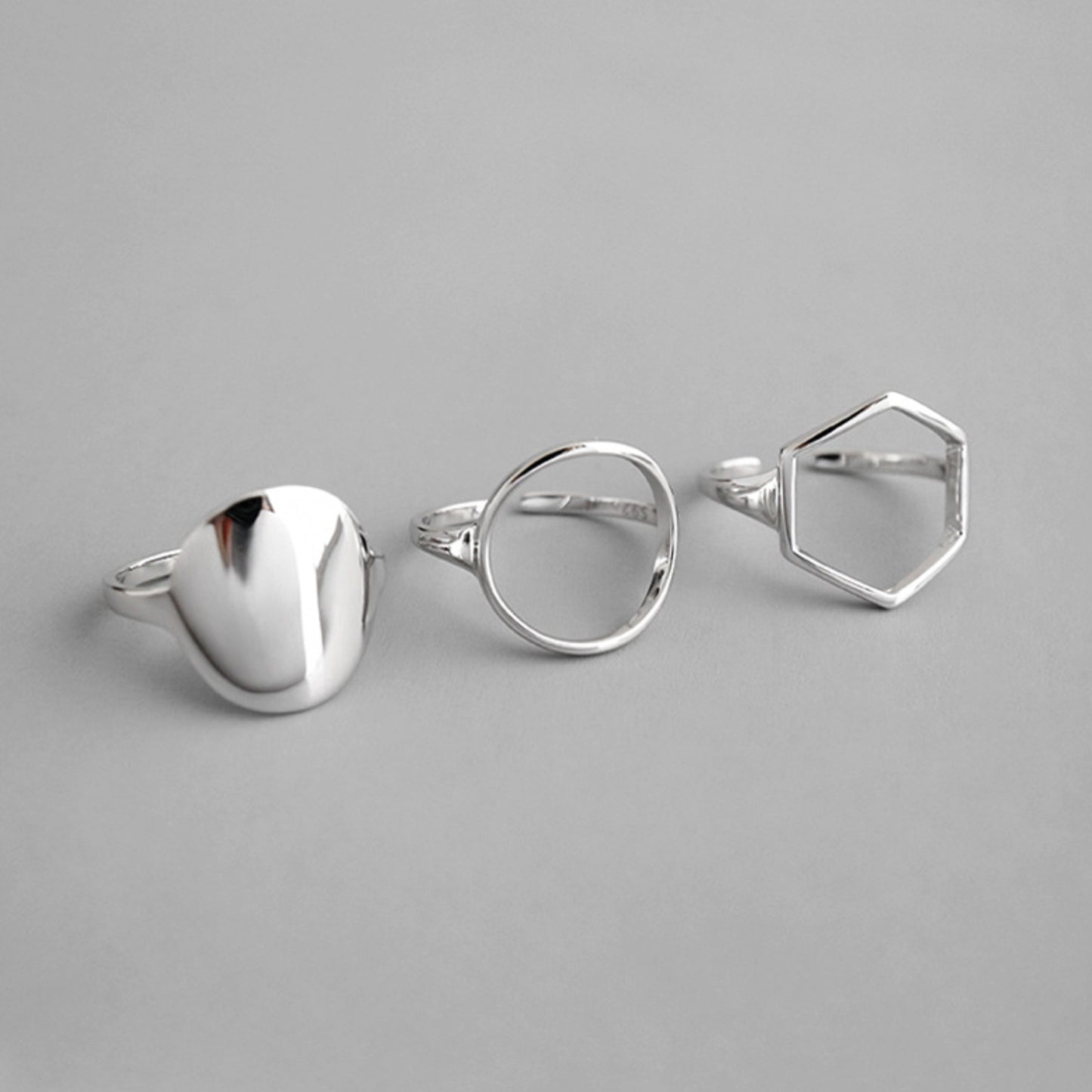 Adjustable Geometric Rings