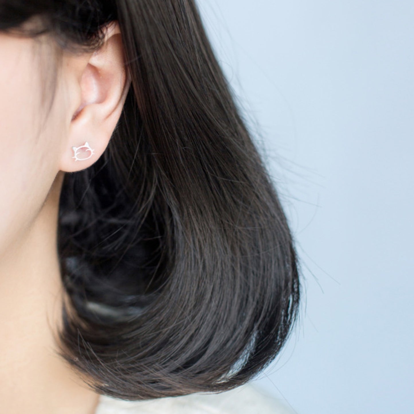 Simple Cat Face Stud Earrings