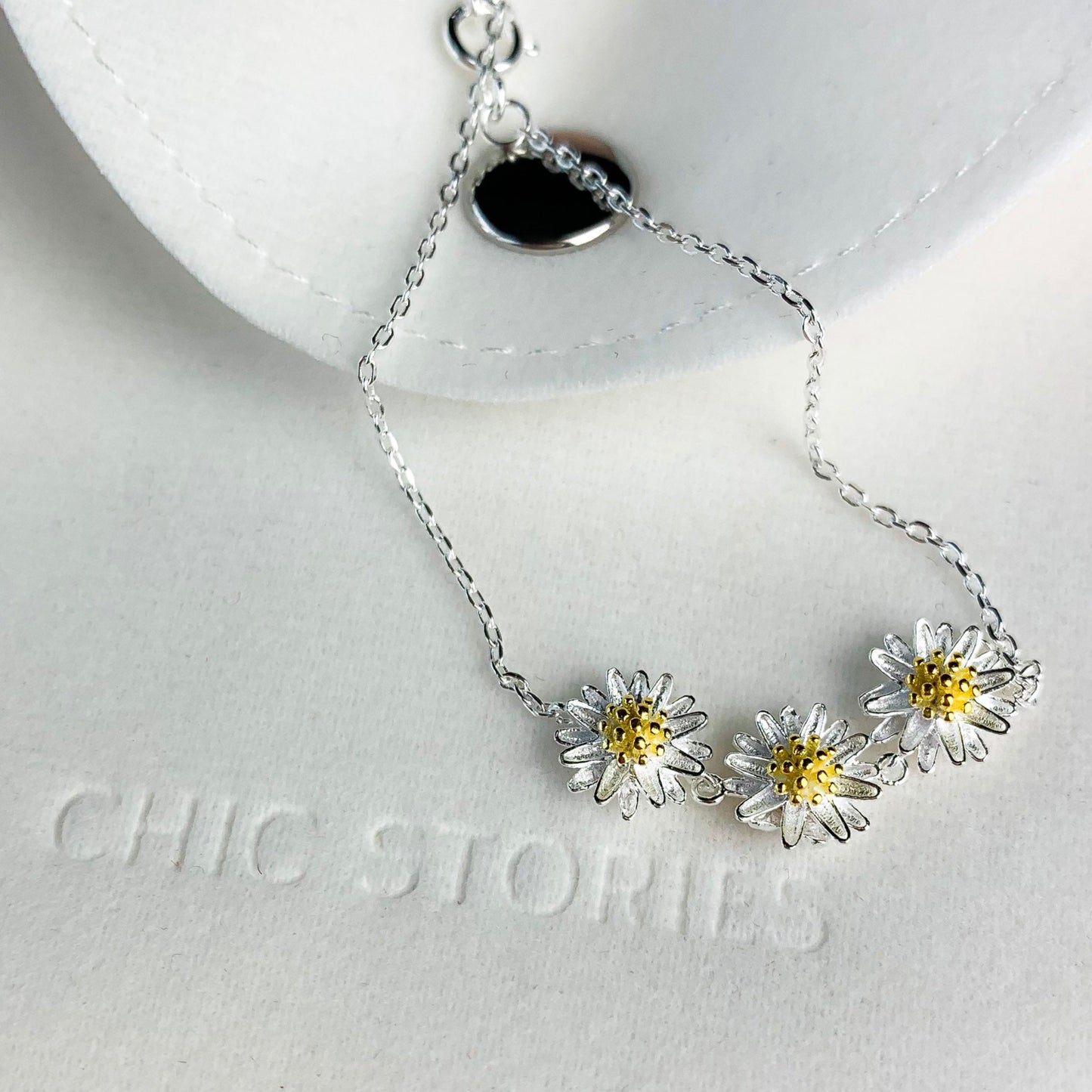 Triple Daisy Chain Bracelet