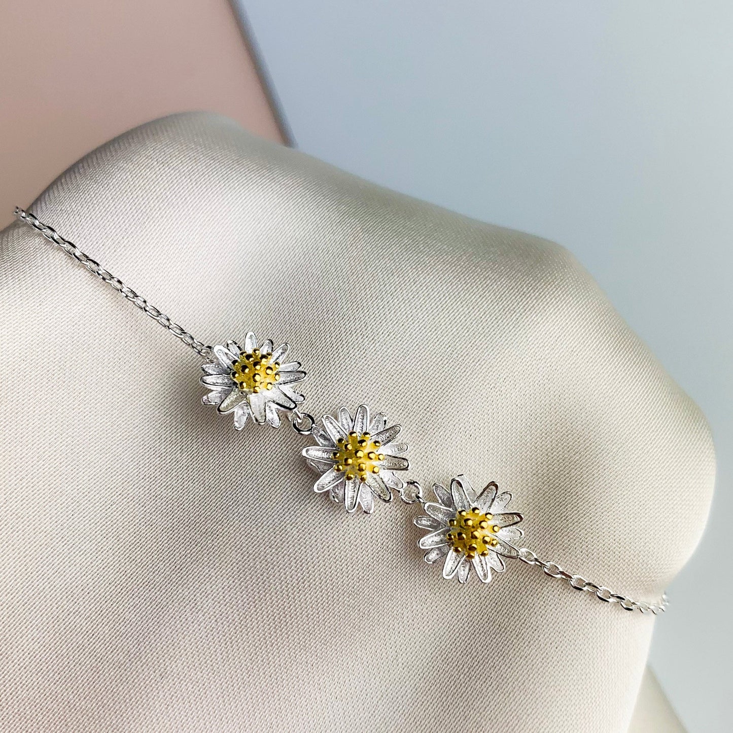 Triple Daisy Chain Bracelet
