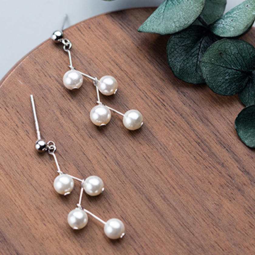 Pearl Scatter Drop Earrings