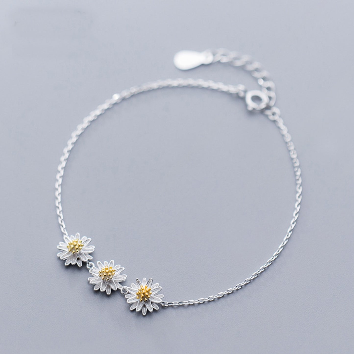 Silver Daisy Bracelet