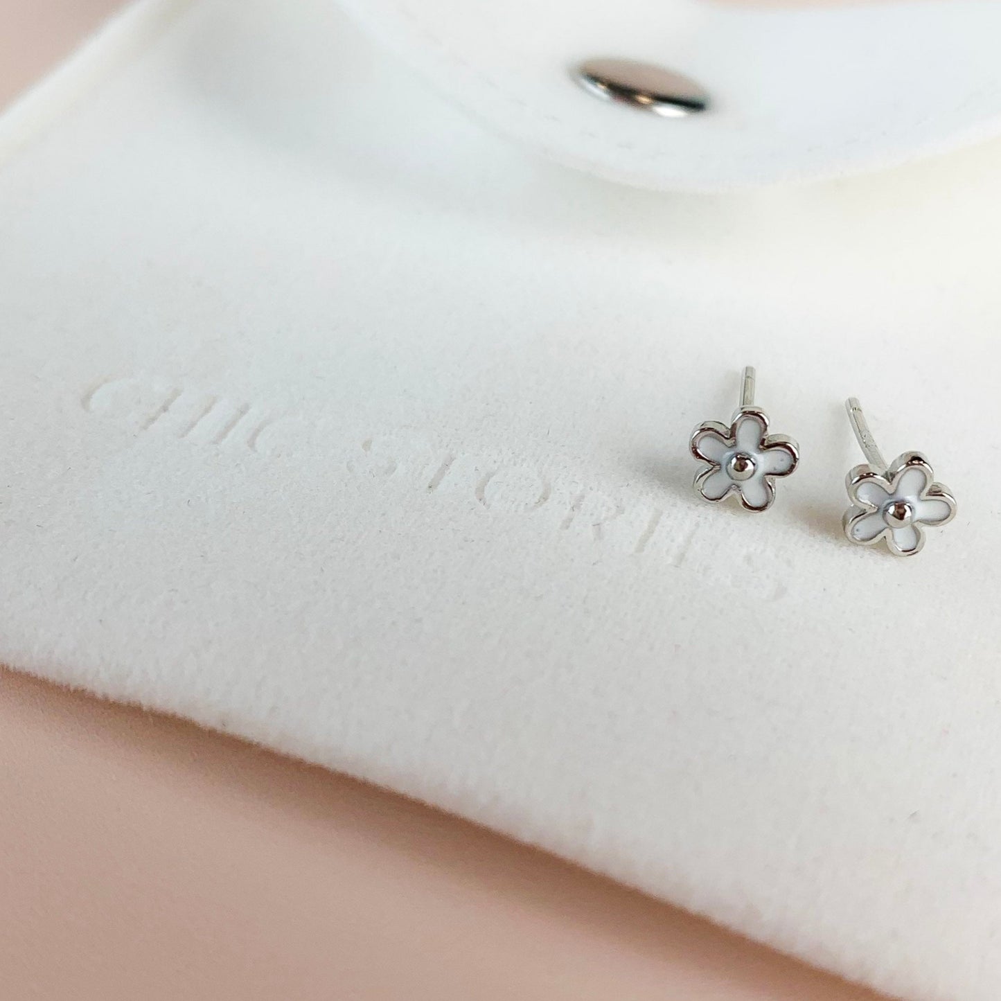 Black or White Flower Stud Earrings