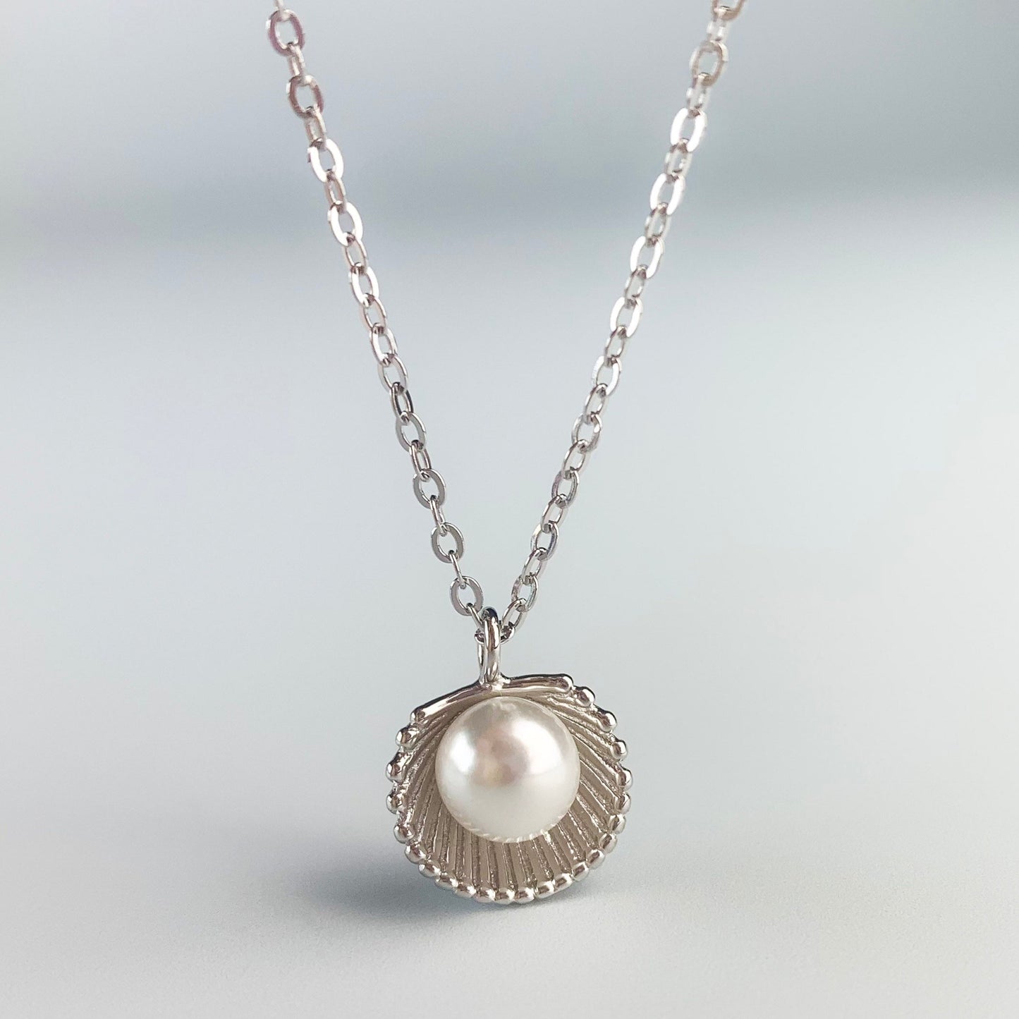 Sterling Silver Clam Shell Necklace