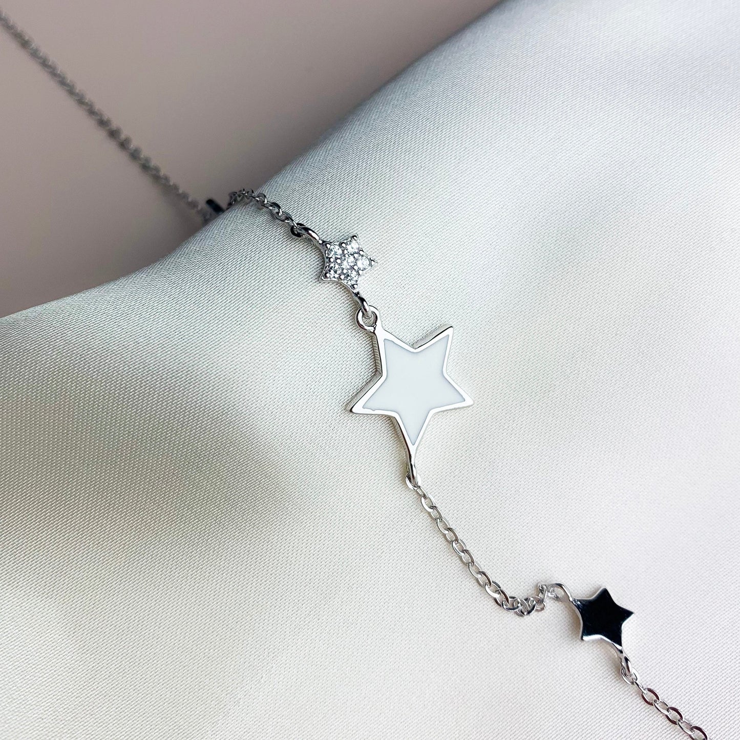 White and Crystal Star Necklace