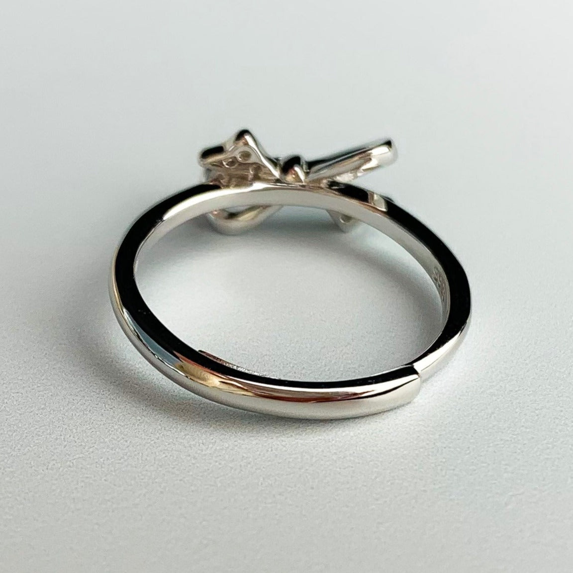 Crystal Bow Adjustable Ring