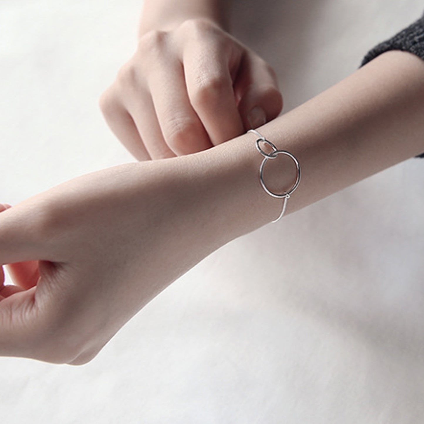 Interlocking Circles Bracelet