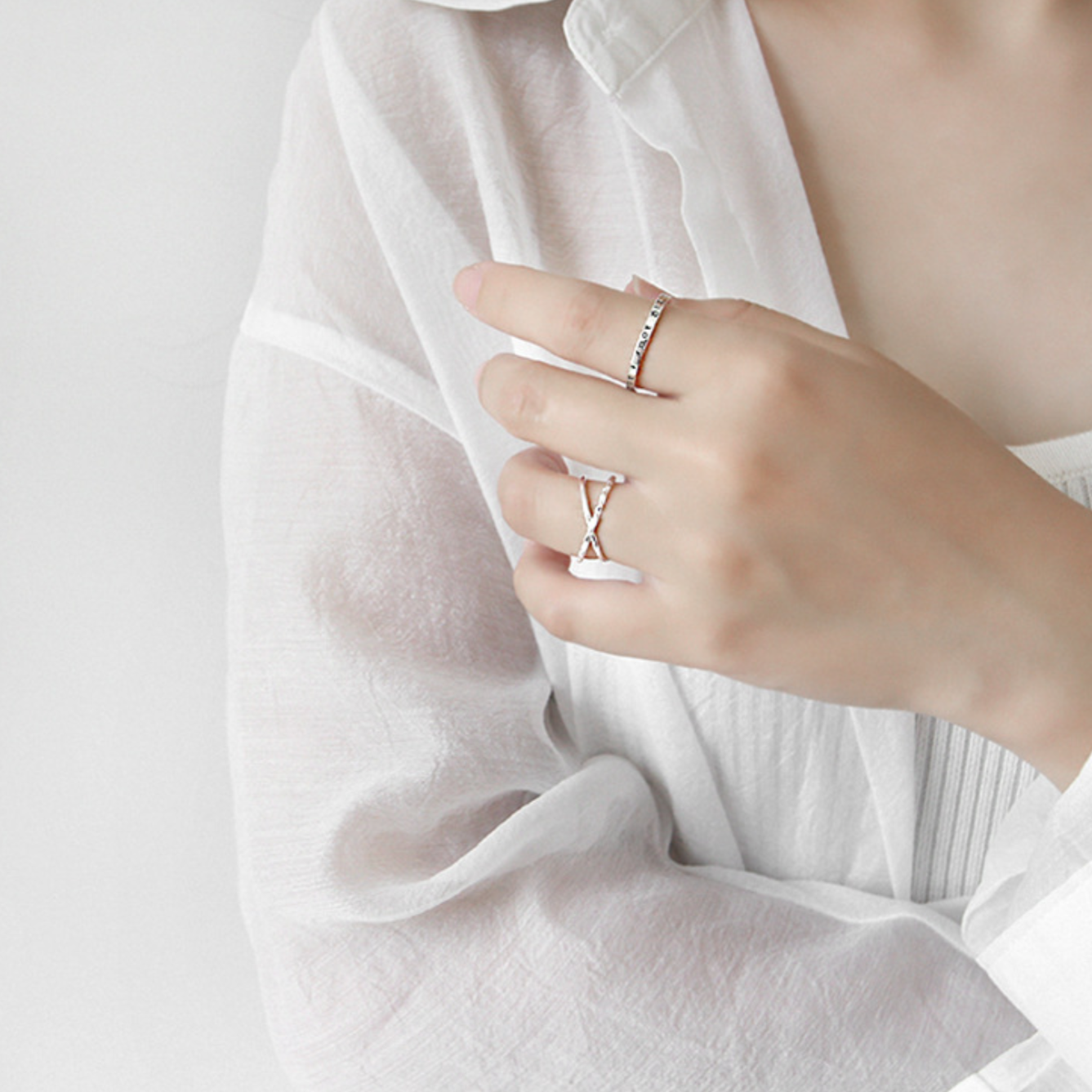 Double Band Crossover Adjustable Ring