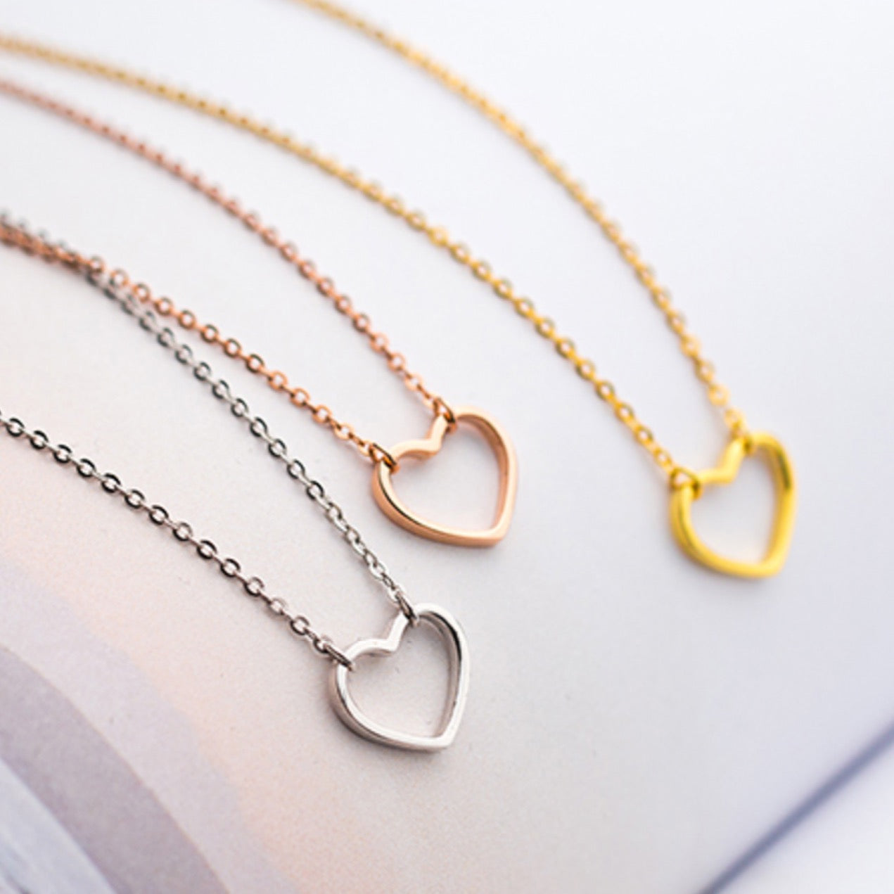 Simple Heart Pendant Necklace