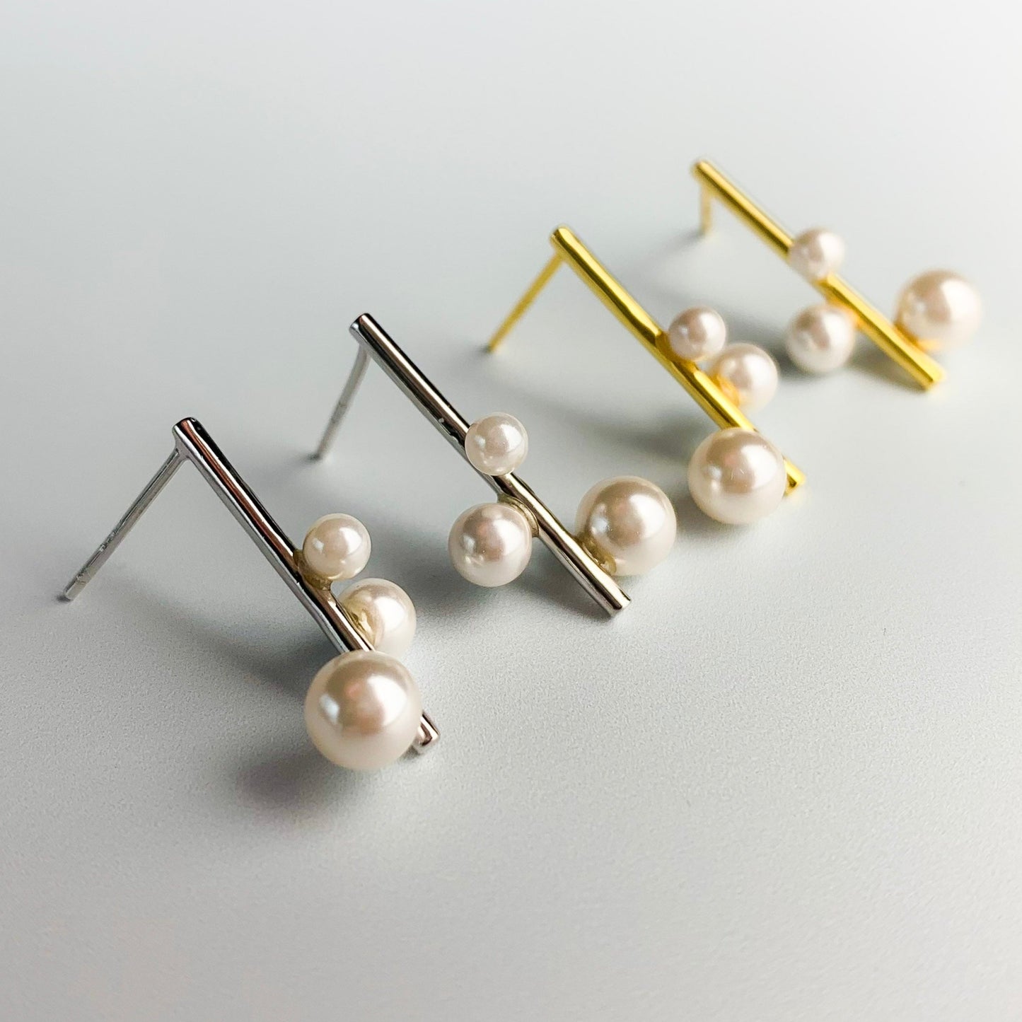Pearl Bar Stud Earrings