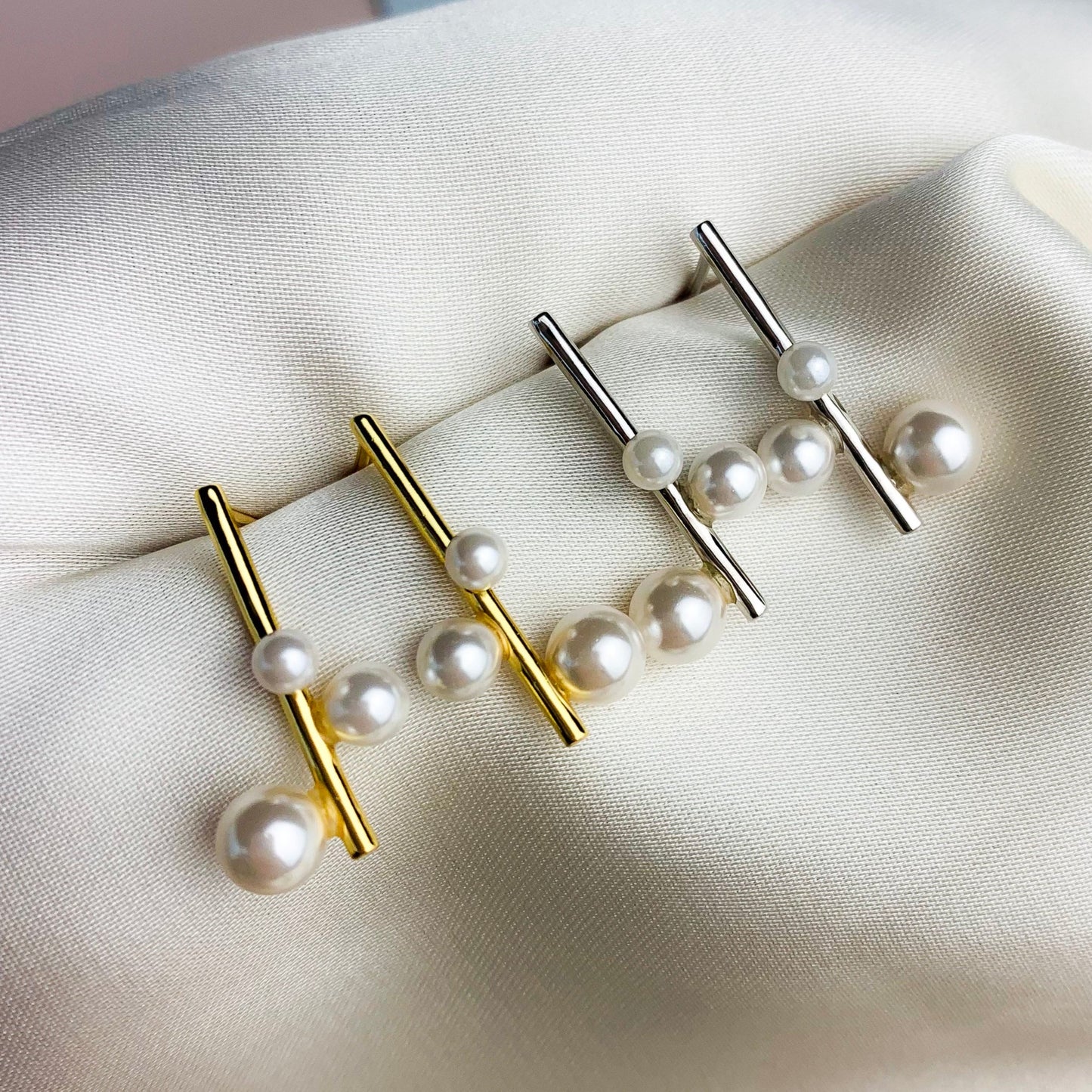 Pearl Bar Stud Earrings