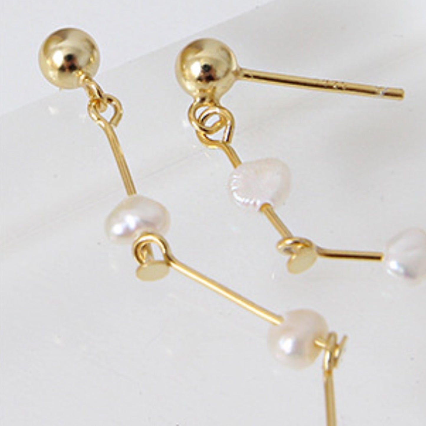 Pearl Scatter Drop Earrings