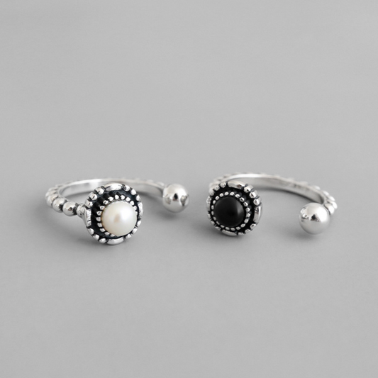 Black or White Circle Stone Adjustable Ring