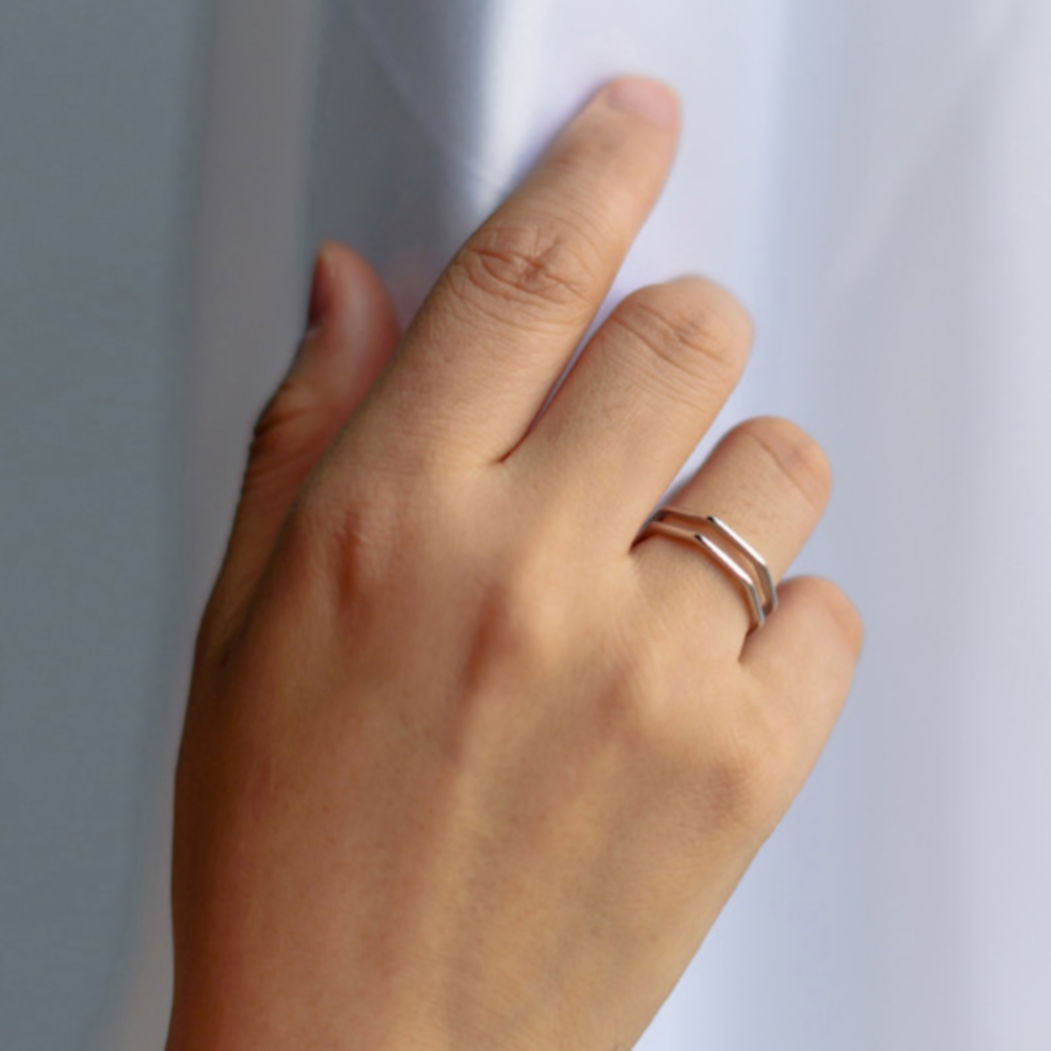Geometric Adjustable Ring