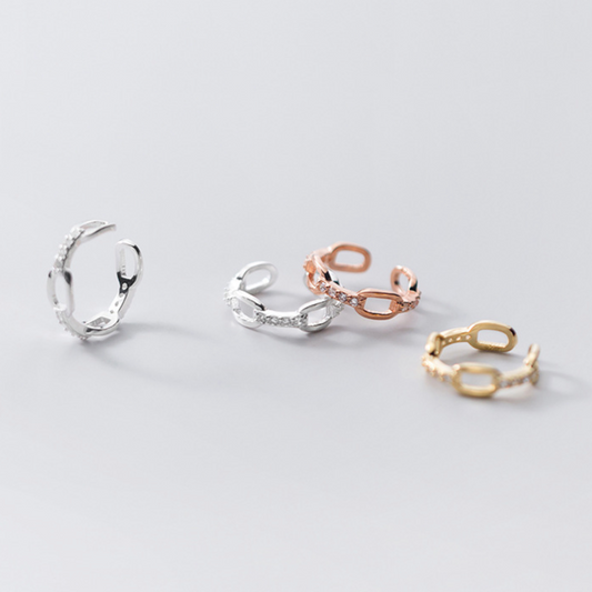 Crystal Detail Chainlink Ear Cuff