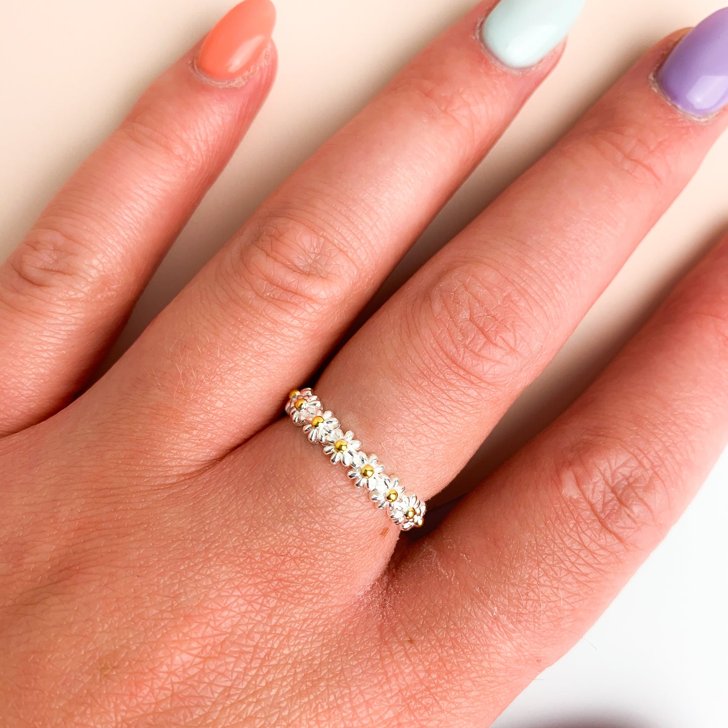 Daisy Chain Adjustable Ring