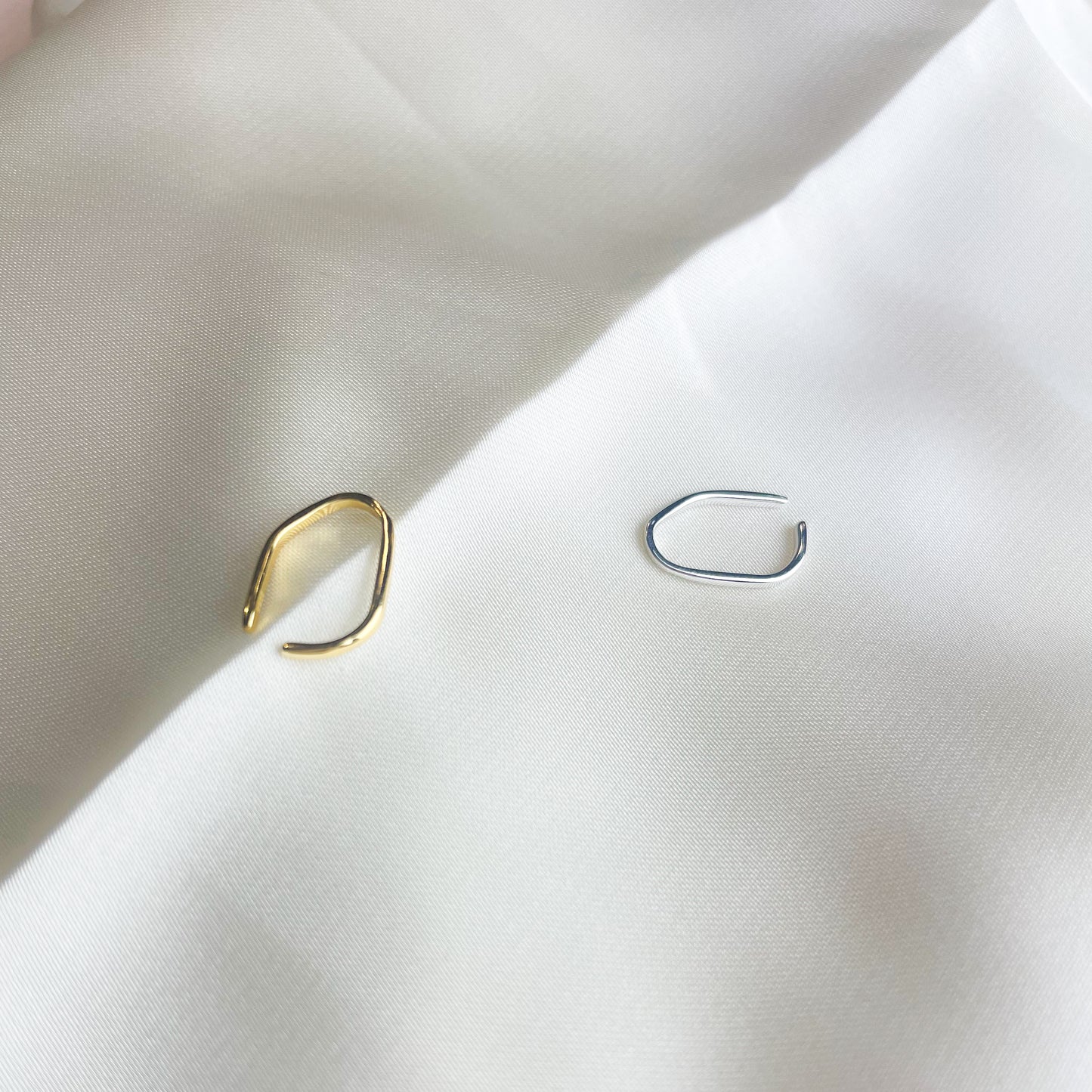 Thin Bar Ear Cuff