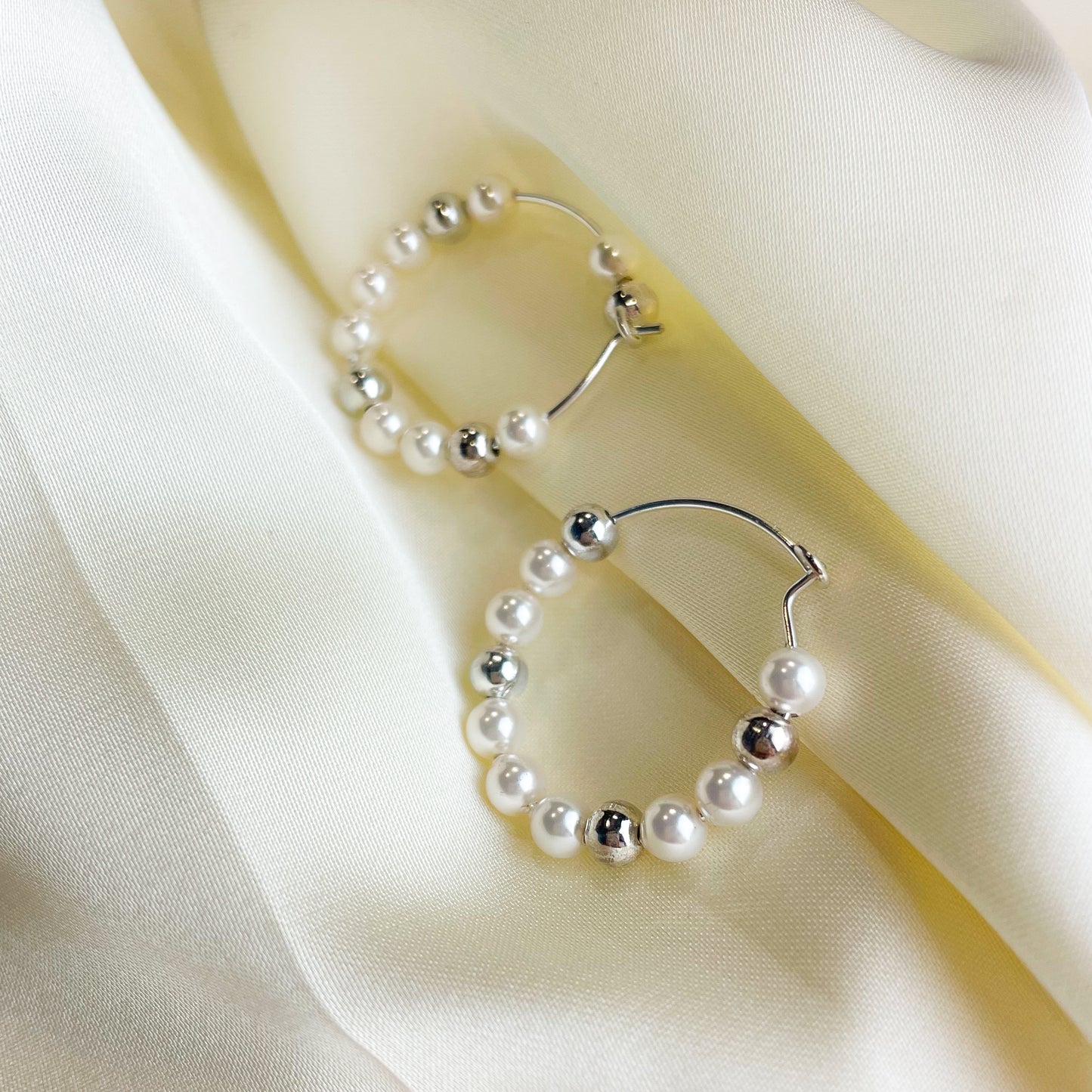 Pearl Beaded Hoop Earrings