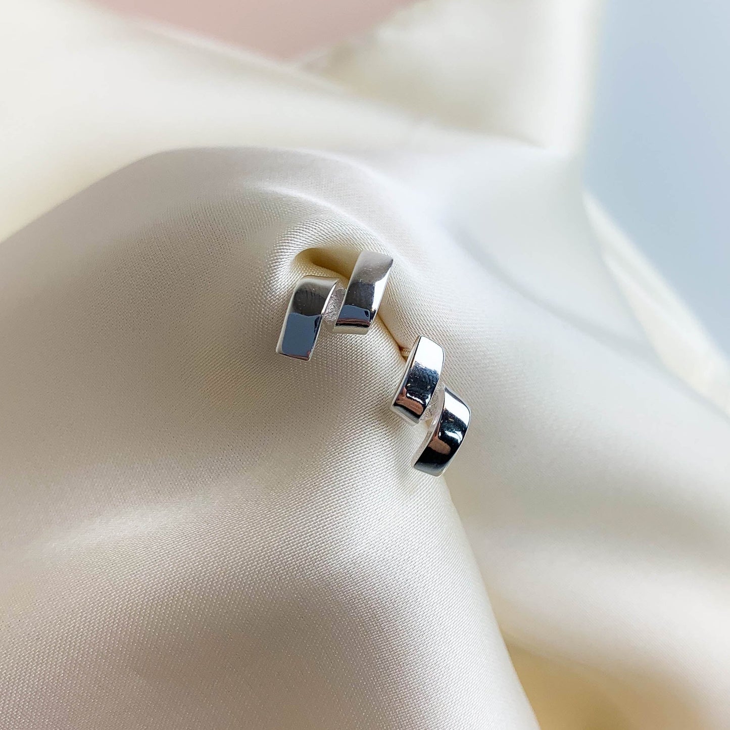Rectangle Ribbon Stud Earrings
