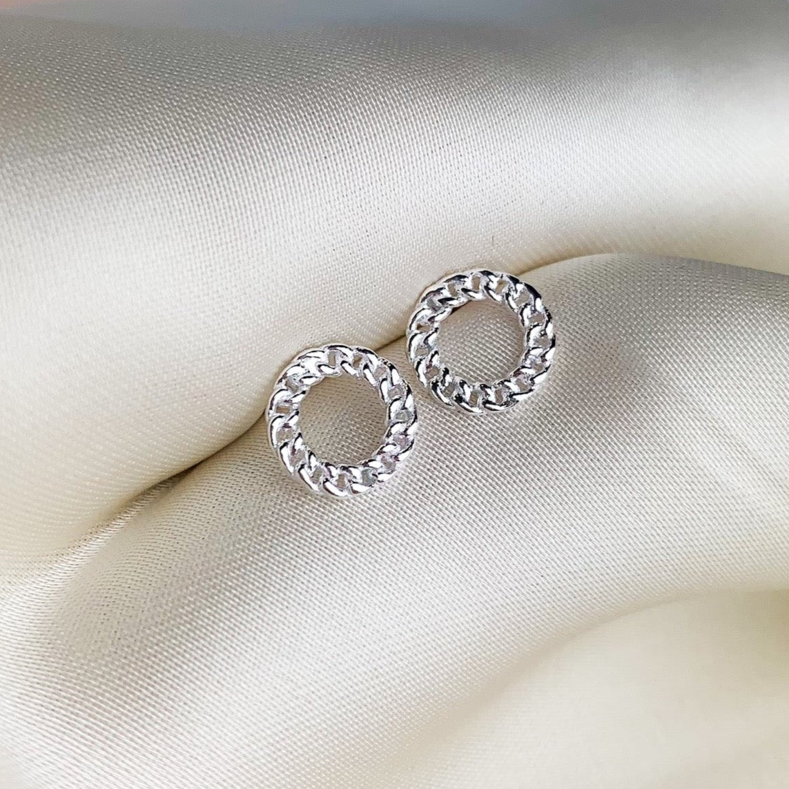 Circle Chain Stud Earrings