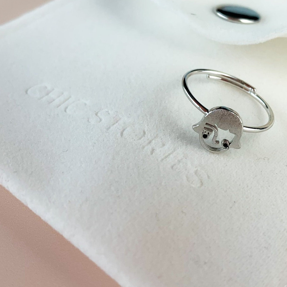Abstract Face Adjustable Ring
