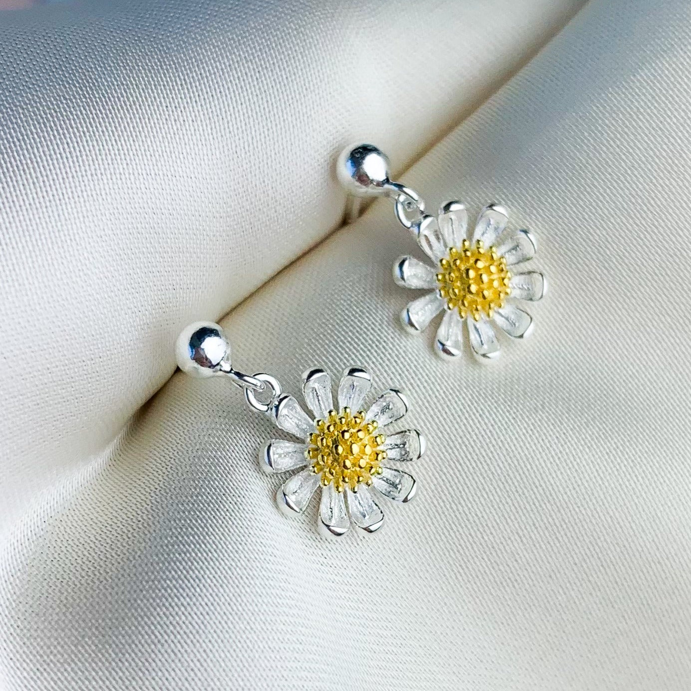 Daisy Dangle Stud Earrings