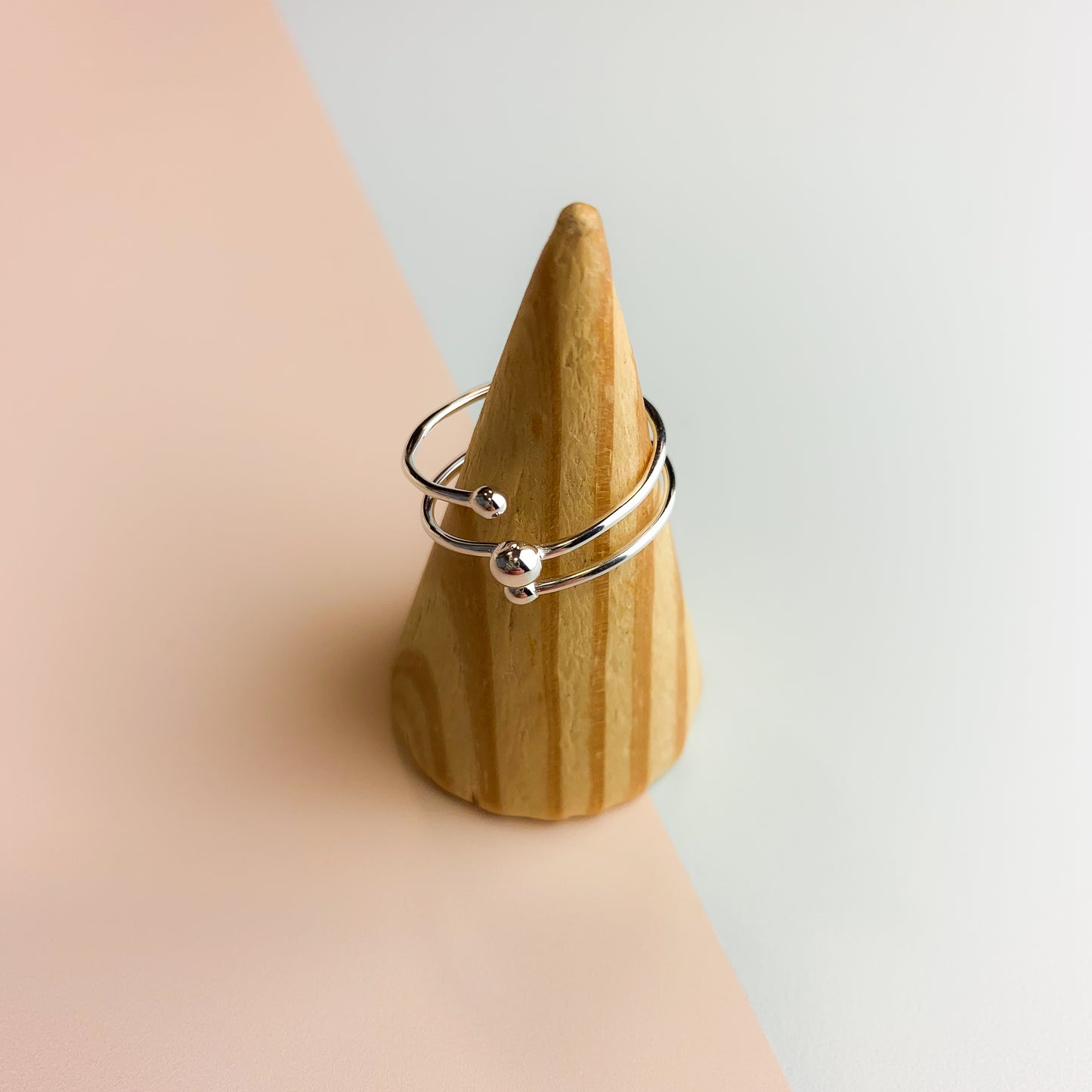 Triple Band Effect Spiral Ring